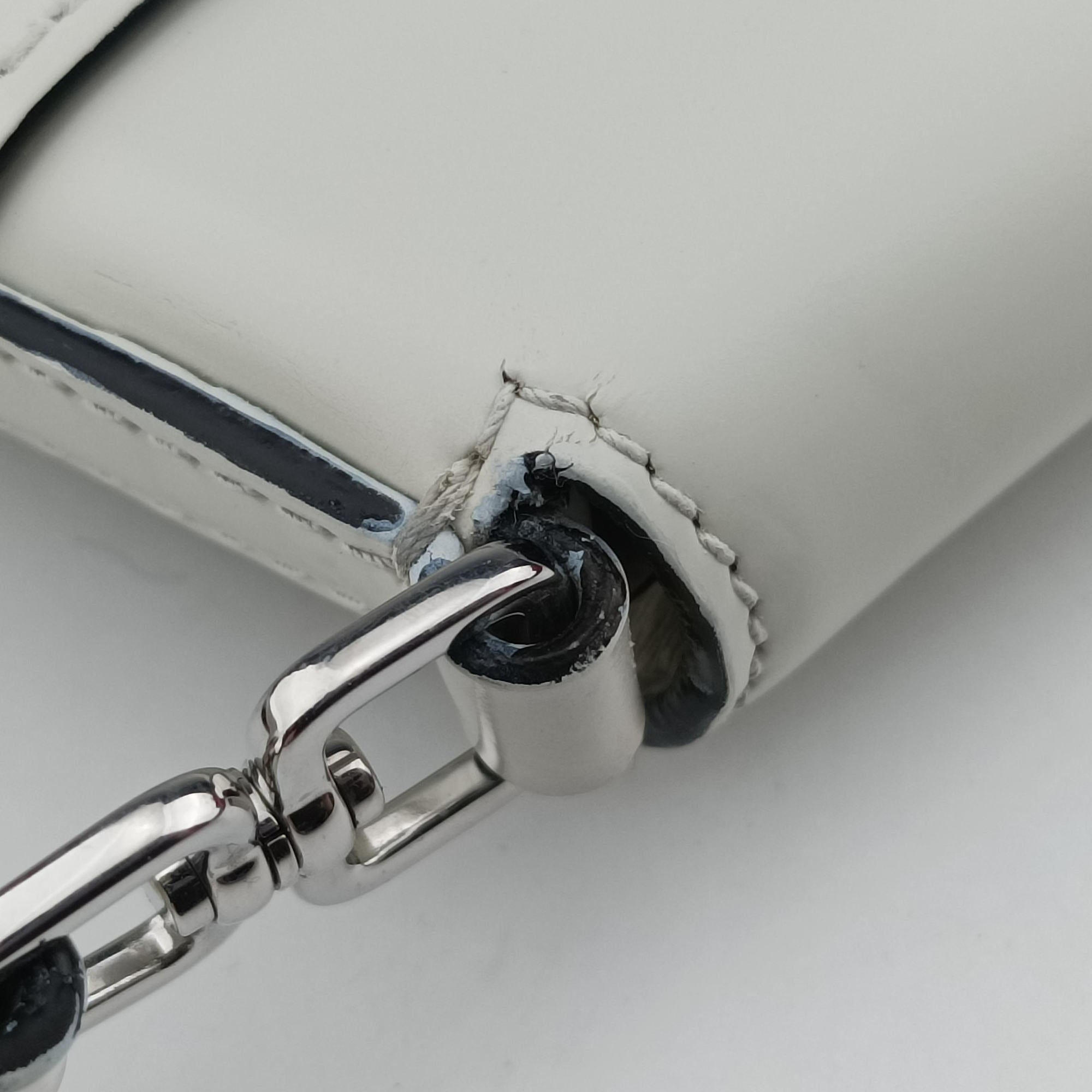 Pre-owned Prada Cleo Flap White Leather  shoulderbag | stylenewstar