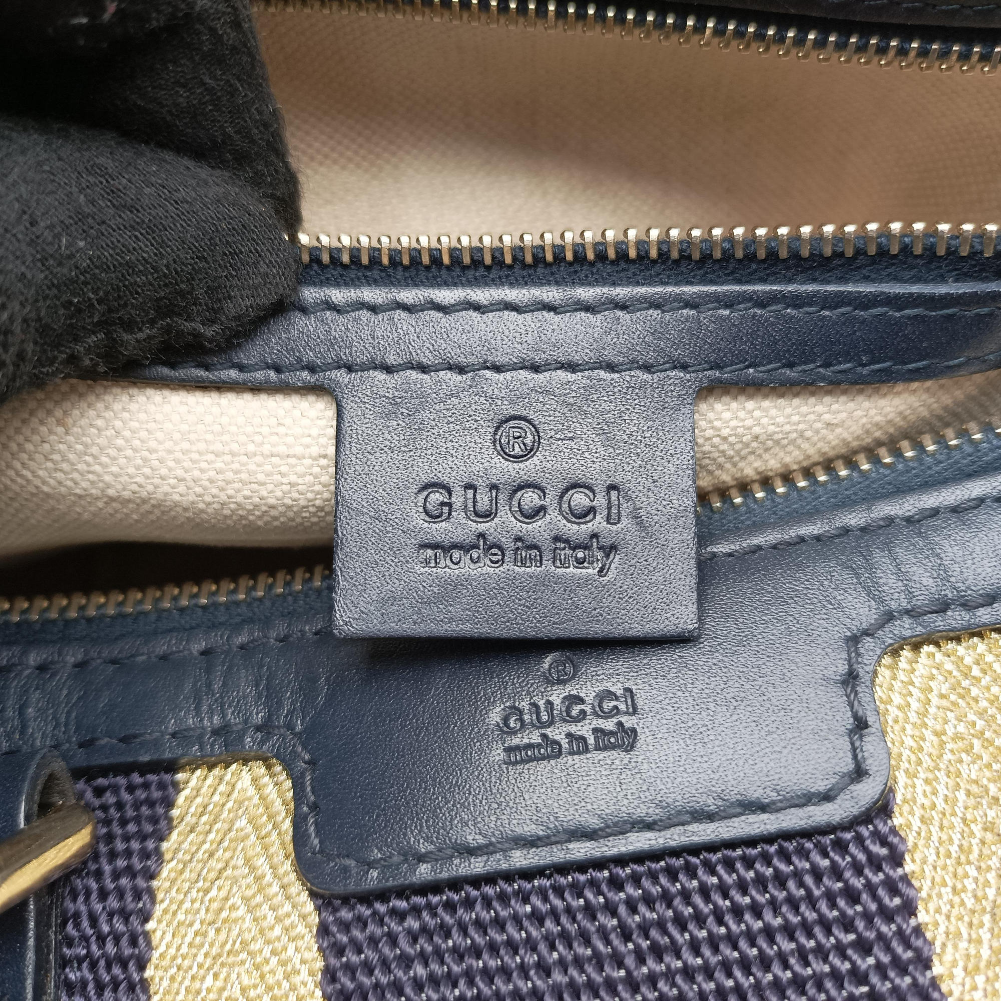 Pre-owned Gucci Sherry Line Navy×beige Leather×Canvas 247205 handbag | stylenewstar