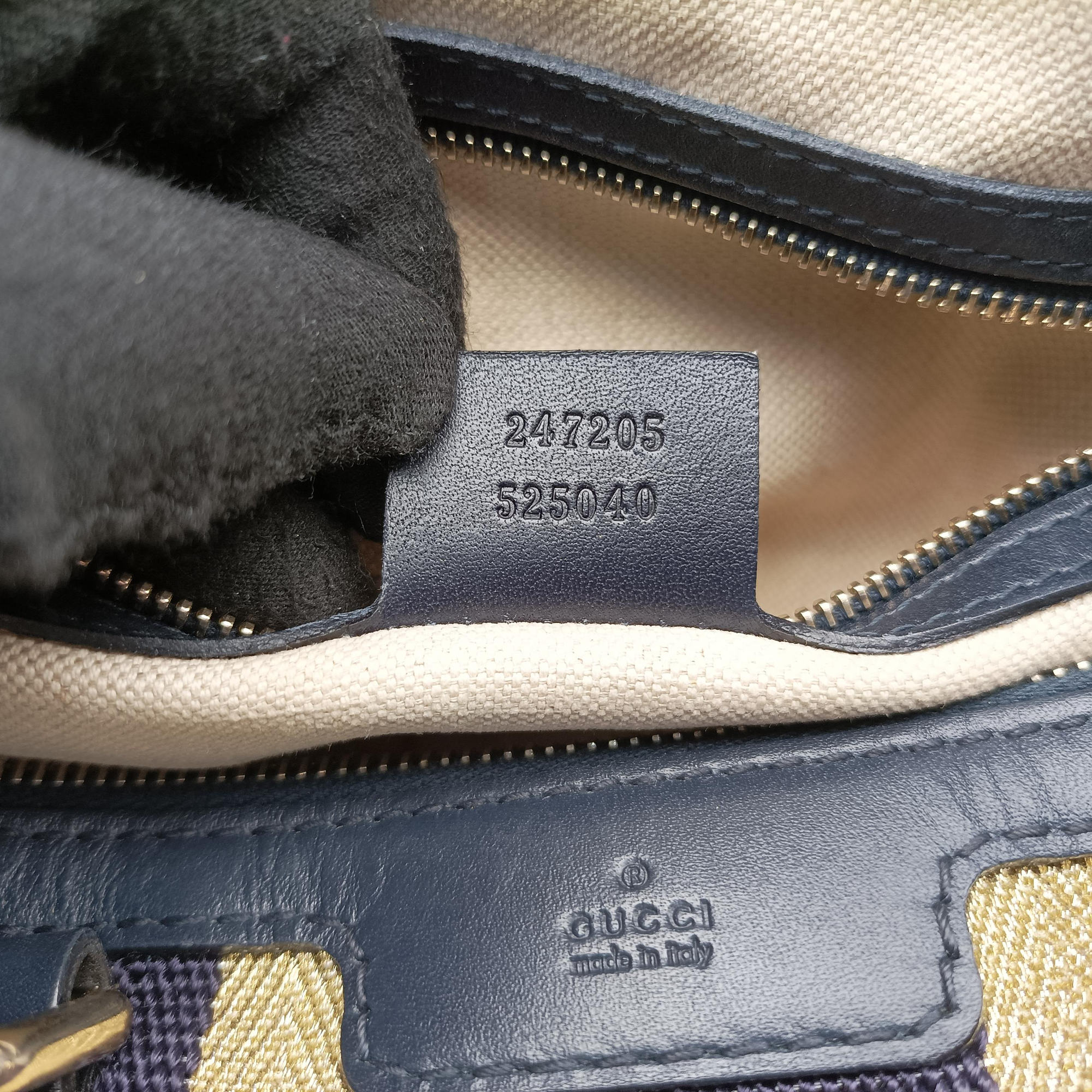 Pre-owned Gucci Sherry Line Navy×beige Leather×Canvas 247205 handbag | stylenewstar