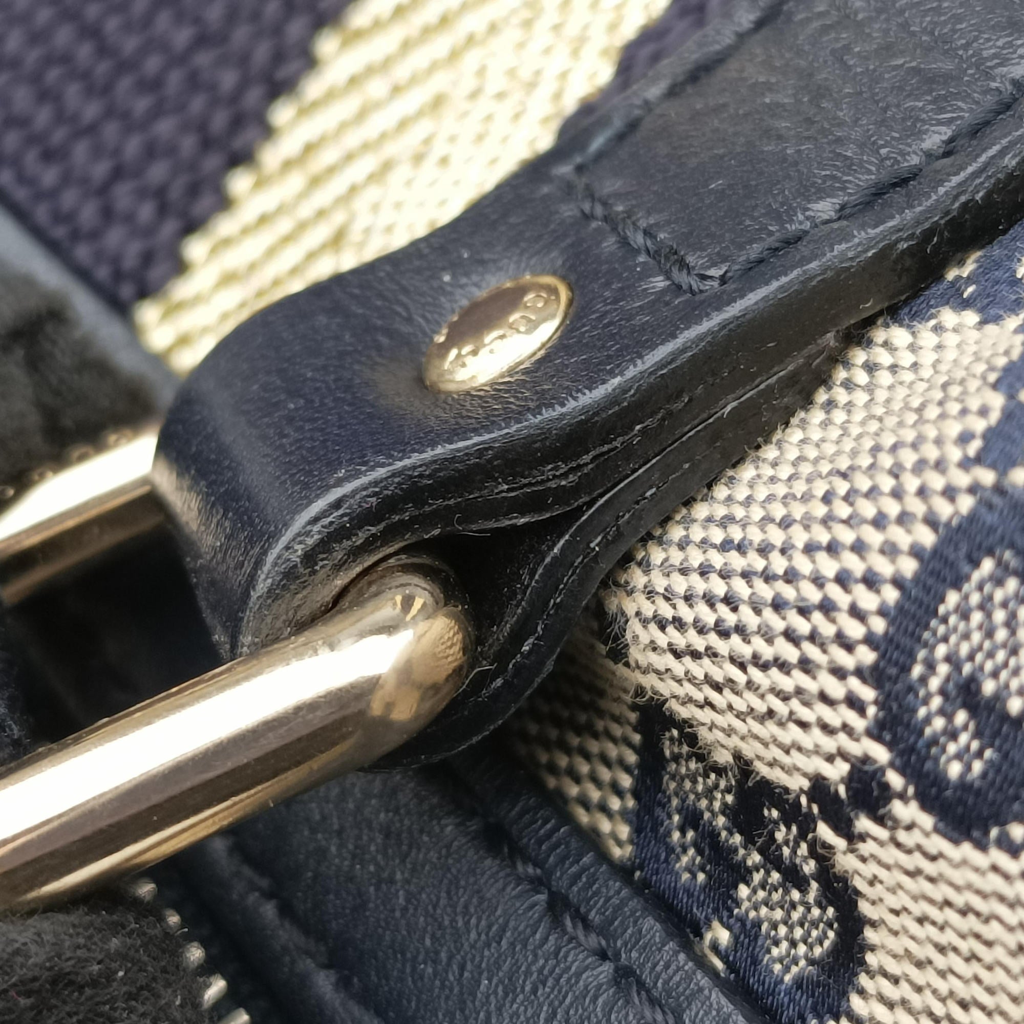 Pre-owned Gucci Sherry Line Navy×beige Leather×Canvas 247205 handbag | stylenewstar