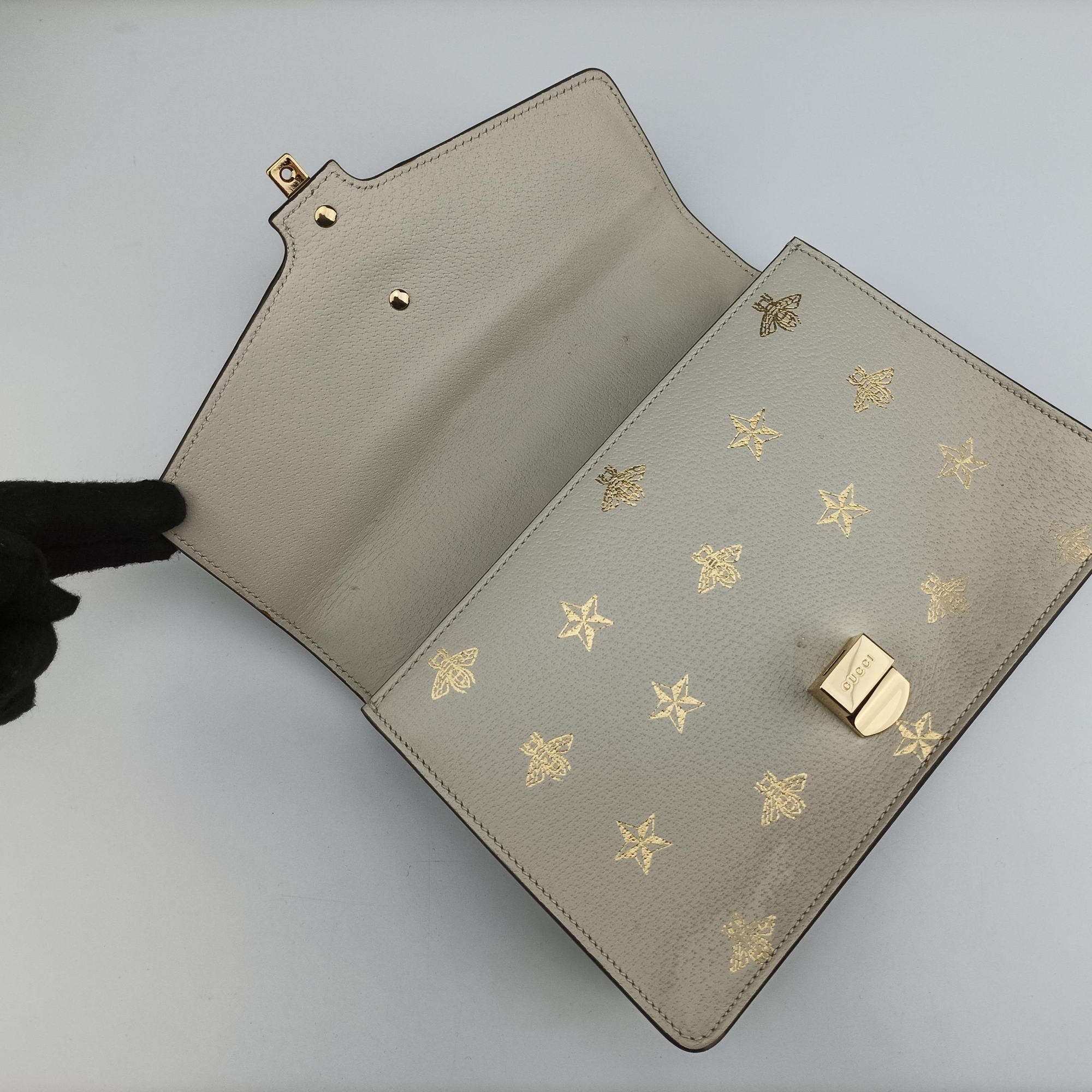 Secondhand Gucci Sylvie Ivory×Navy×Red Leather 524405 shoulderbag | stylenewstar