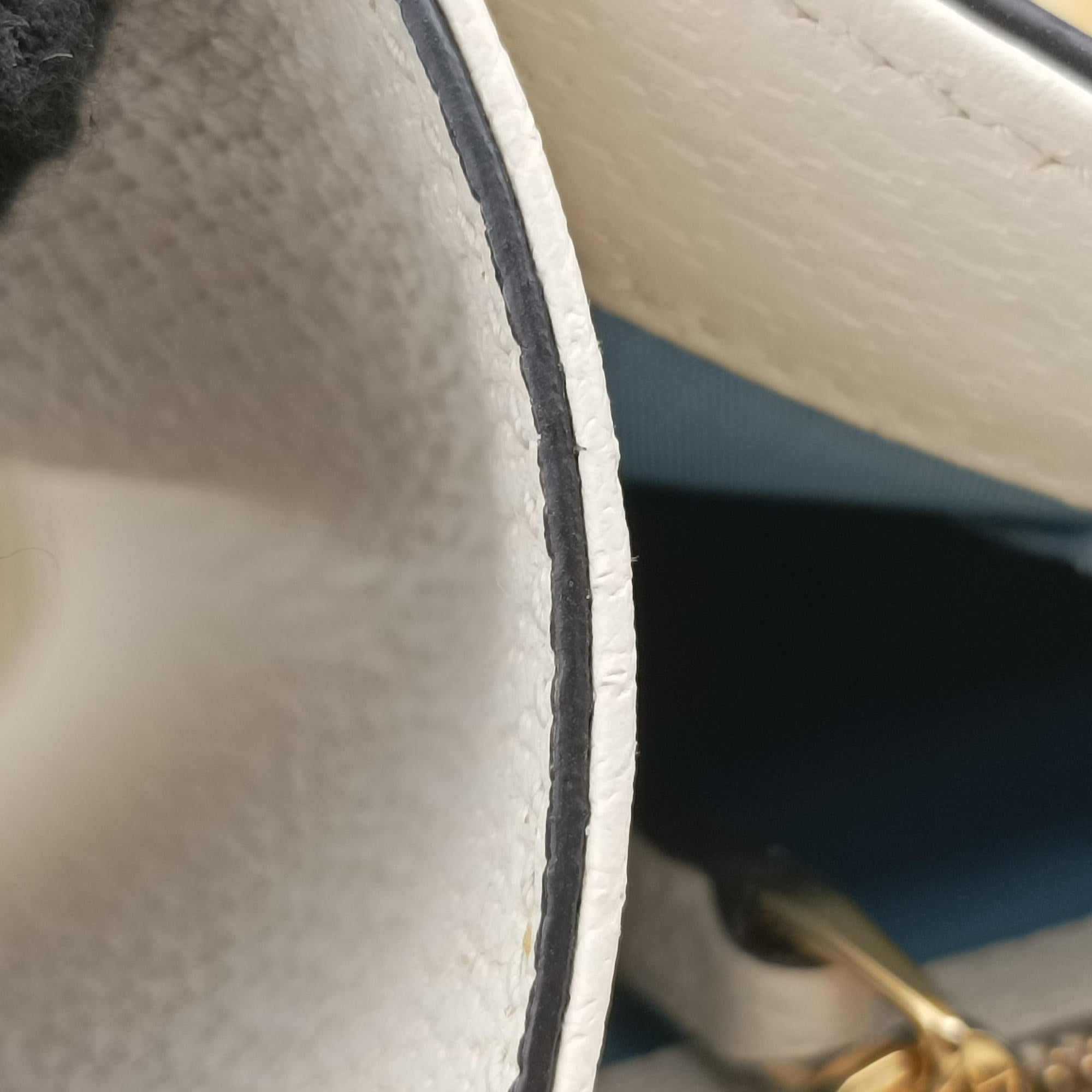 Secondhand Gucci Sylvie Ivory×Navy×Red Leather 524405 shoulderbag | stylenewstar