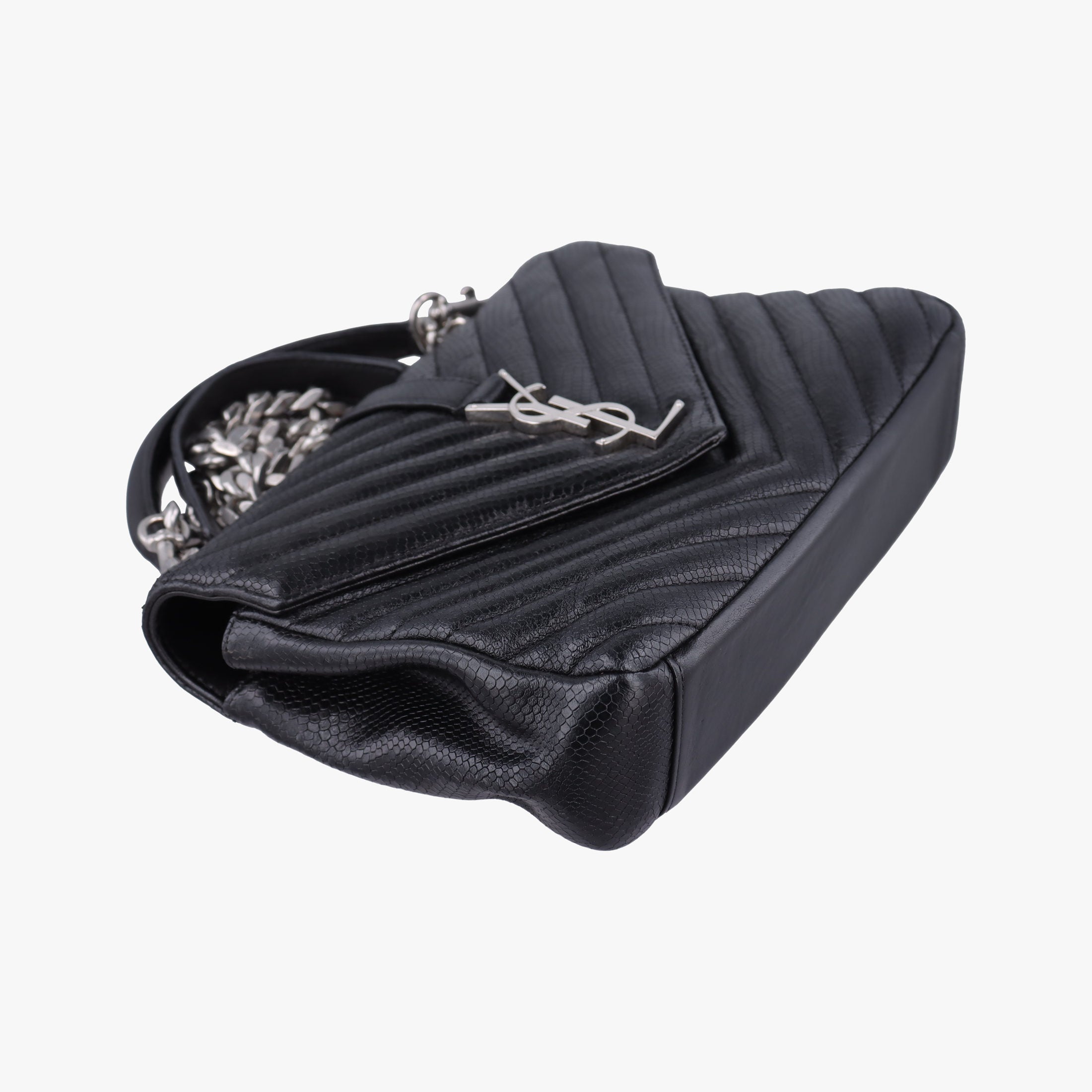 Secondhand Yves Saint Laurent COLLEGE Medium Black Chevron-quilted leather 600279 shoulderbag | stylenewstar