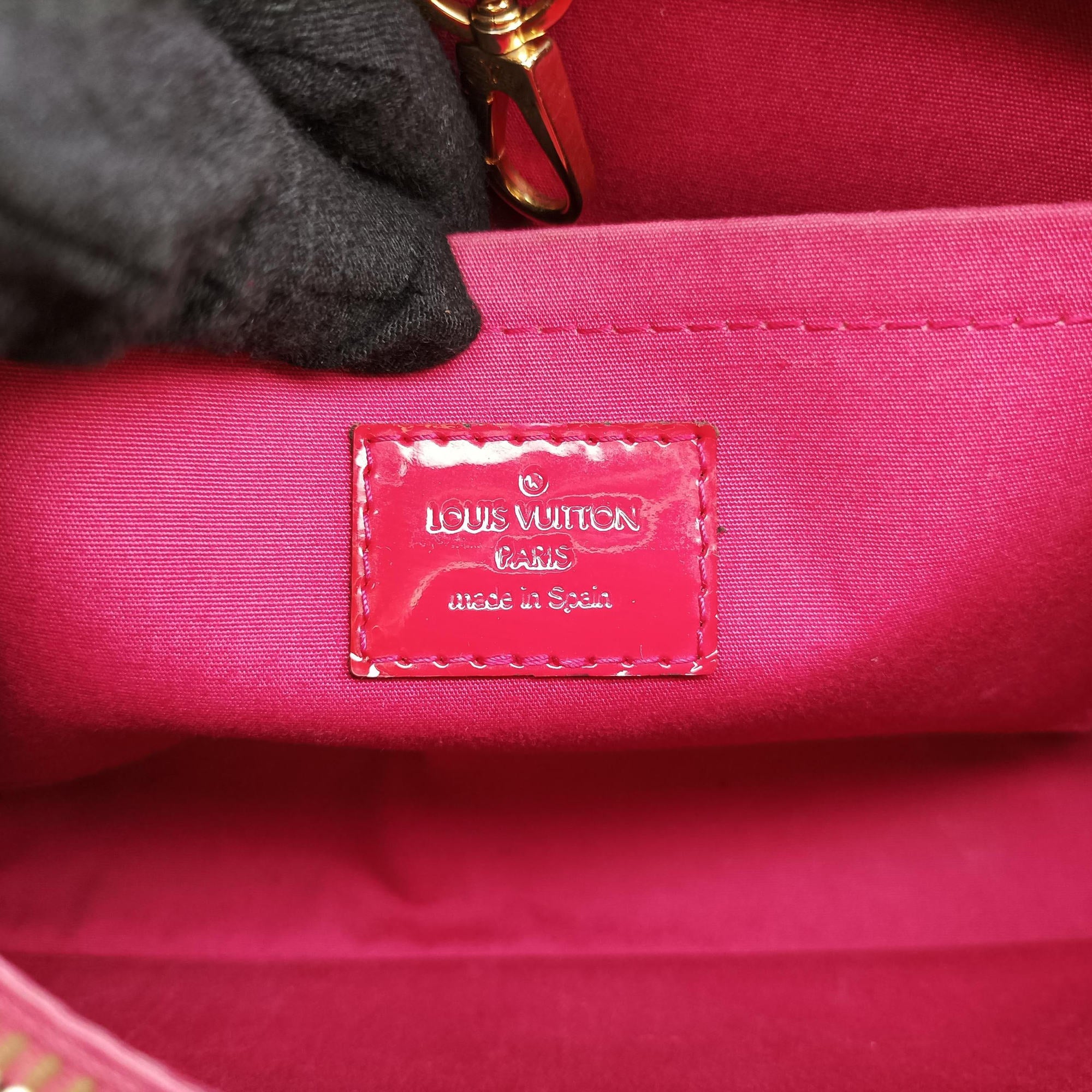 Pre-owned Louis Vuitton MONTAIGNE BB CERISE Vernis M50170 shoulderbag | stylenewstar