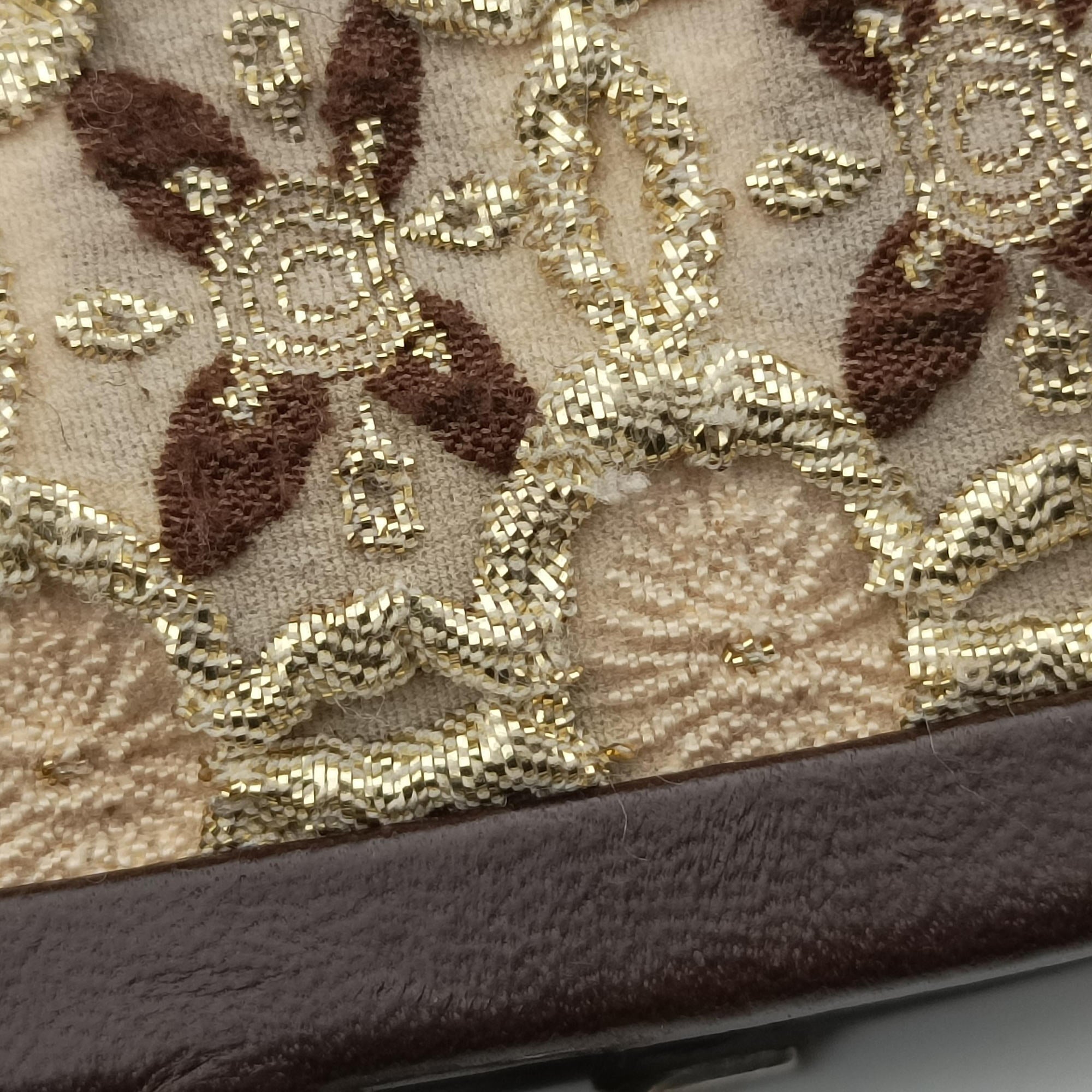 Secondhand Prada Kisslock BeigexBrown fabric BT0323 shoulderbag | stylenewstar