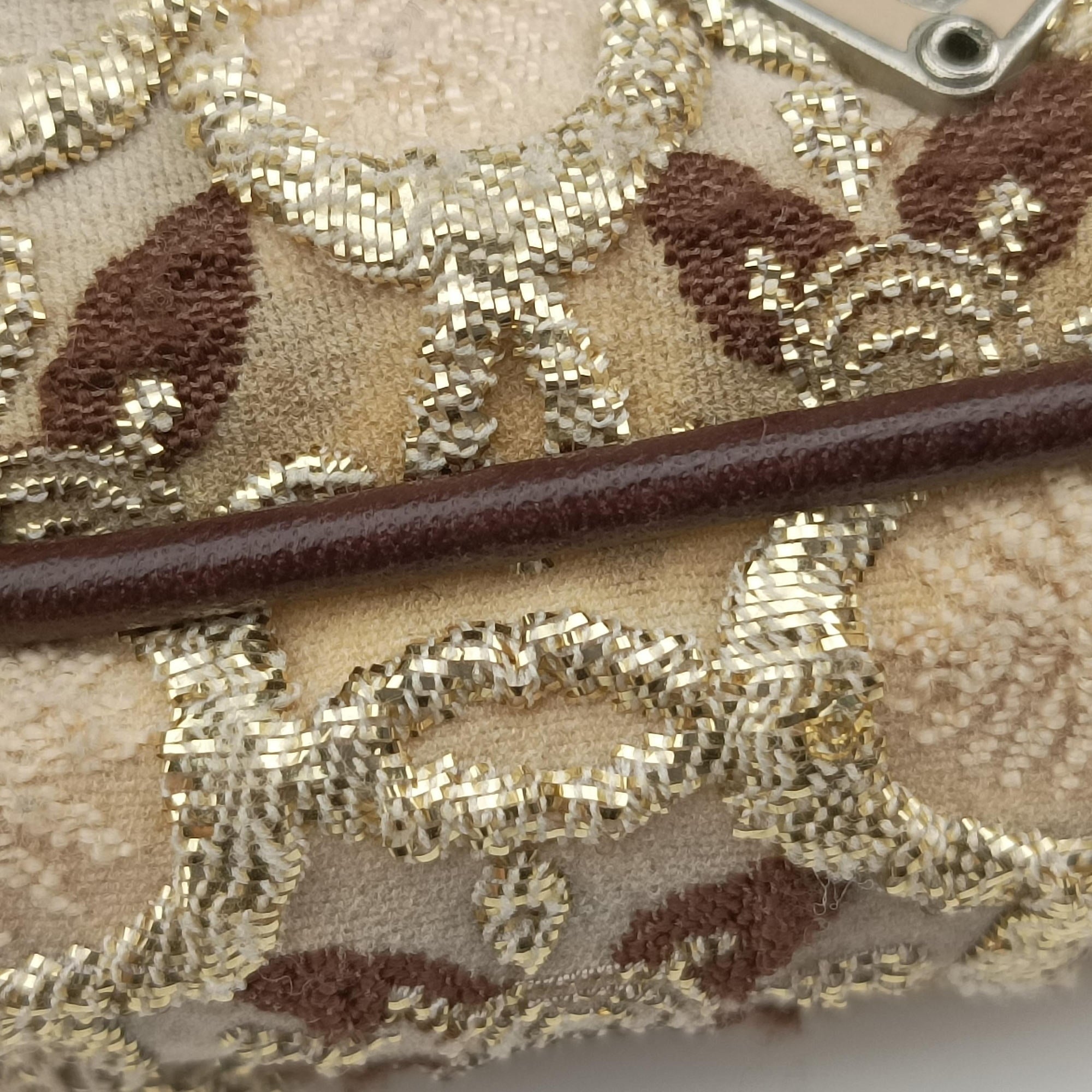 Secondhand Prada Kisslock BeigexBrown fabric BT0323 shoulderbag | stylenewstar