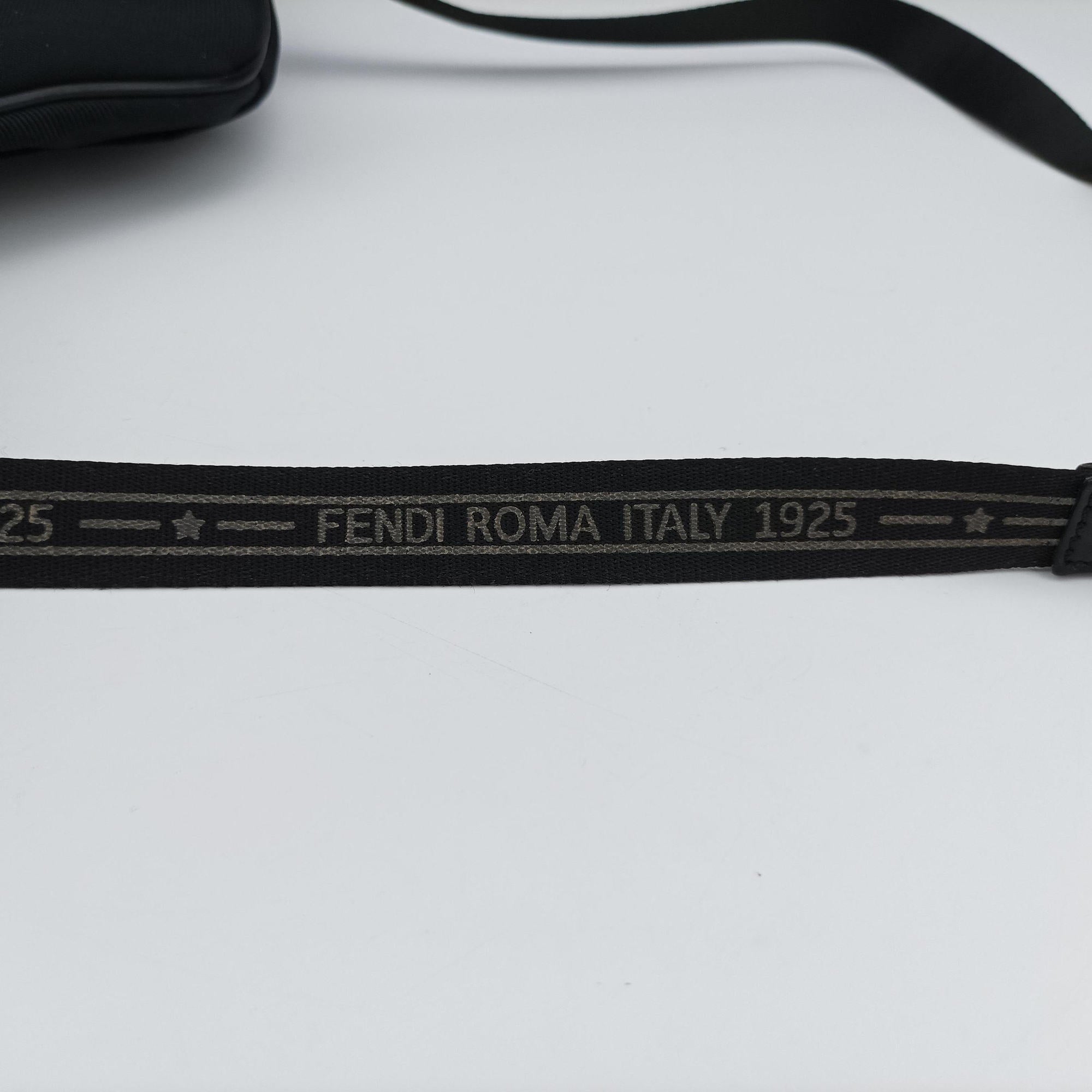 Pre-owned Fendi Pecan AMOR Logo Black canvas 7VA446 bum bag/waist bag | stylenewstar