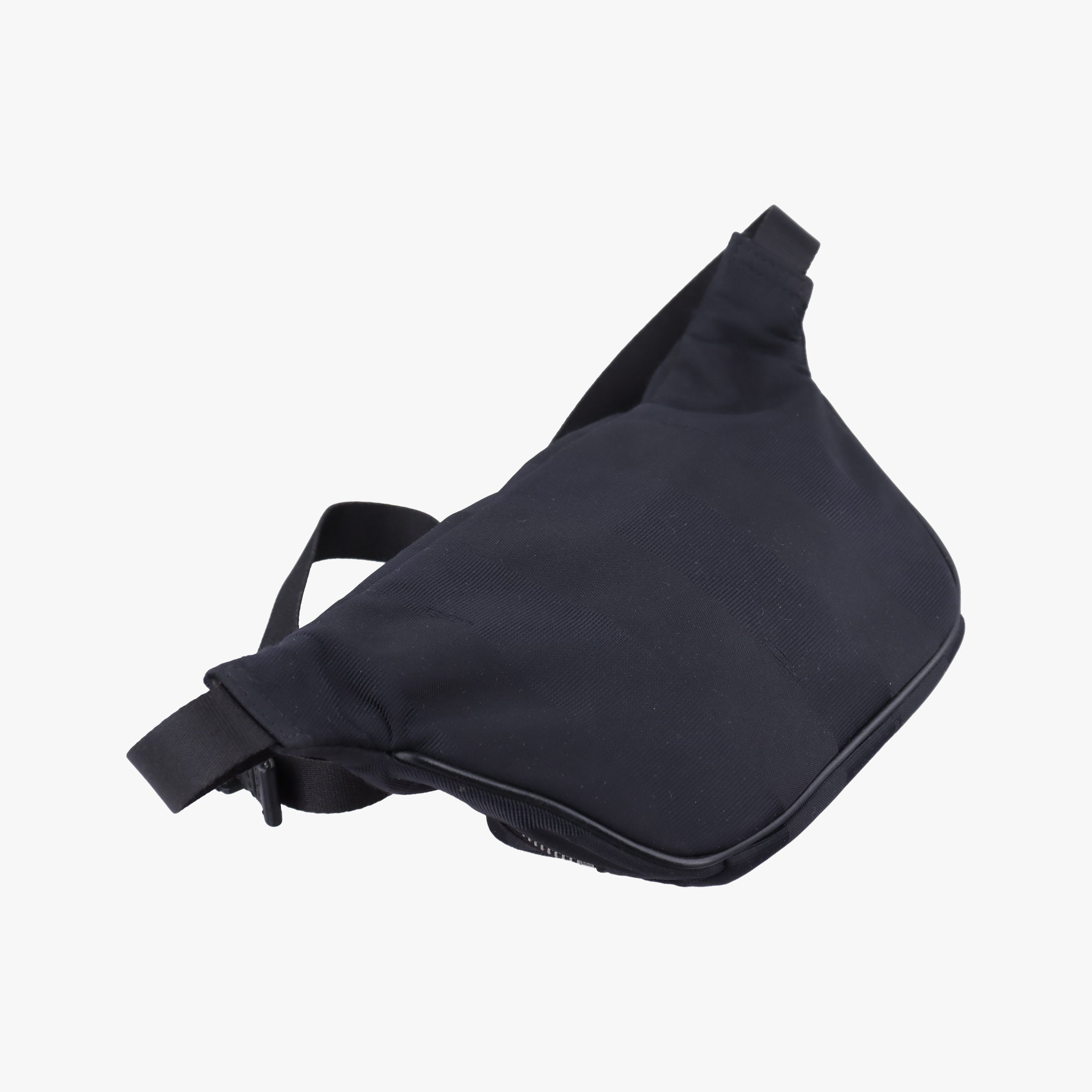 Pre-owned Fendi Pecan AMOR Logo Black canvas 7VA446 bum bag/waist bag | stylenewstar