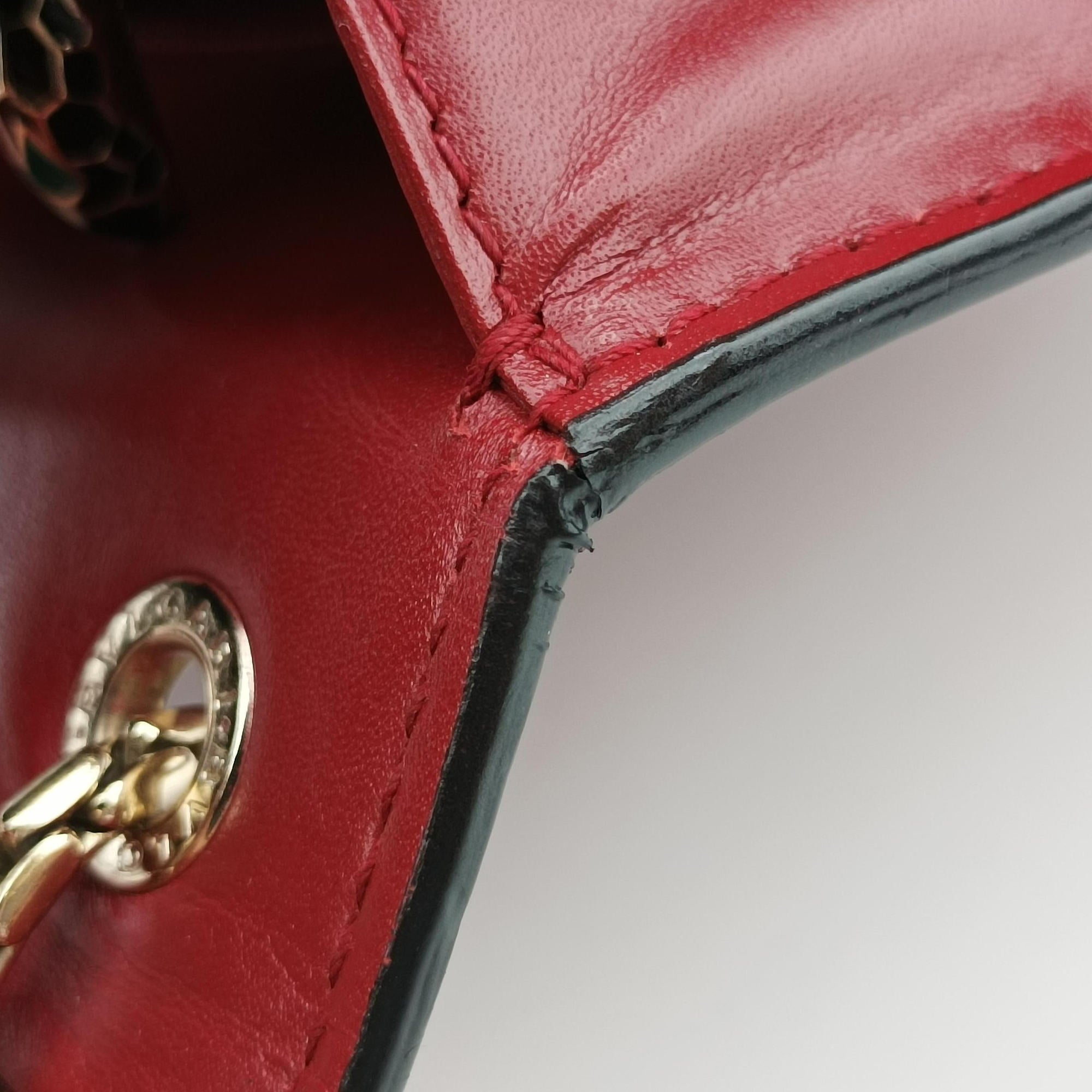 Pre-owned Bvlgari Serpenti Forever Red leather  shoulderbag | stylenewstar