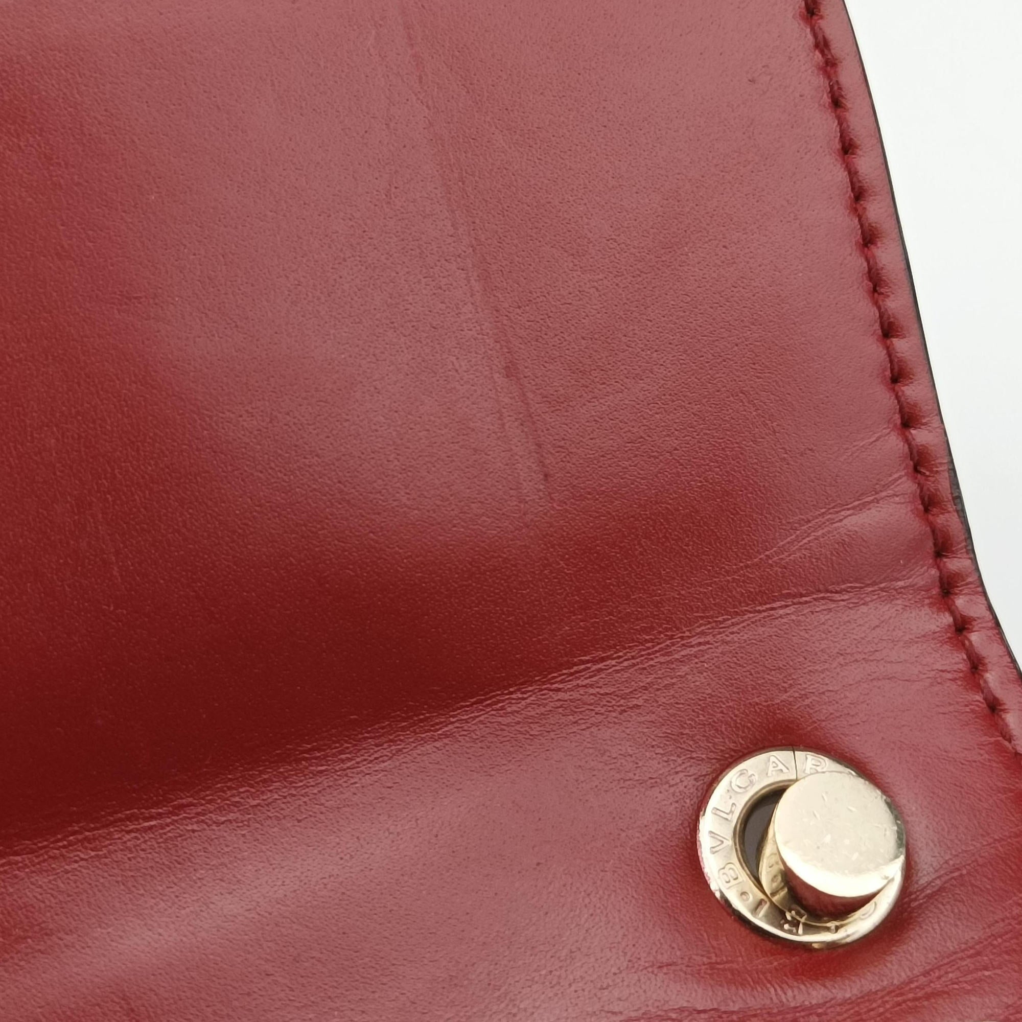 Pre-owned Bvlgari Serpenti Forever Red leather  shoulderbag | stylenewstar