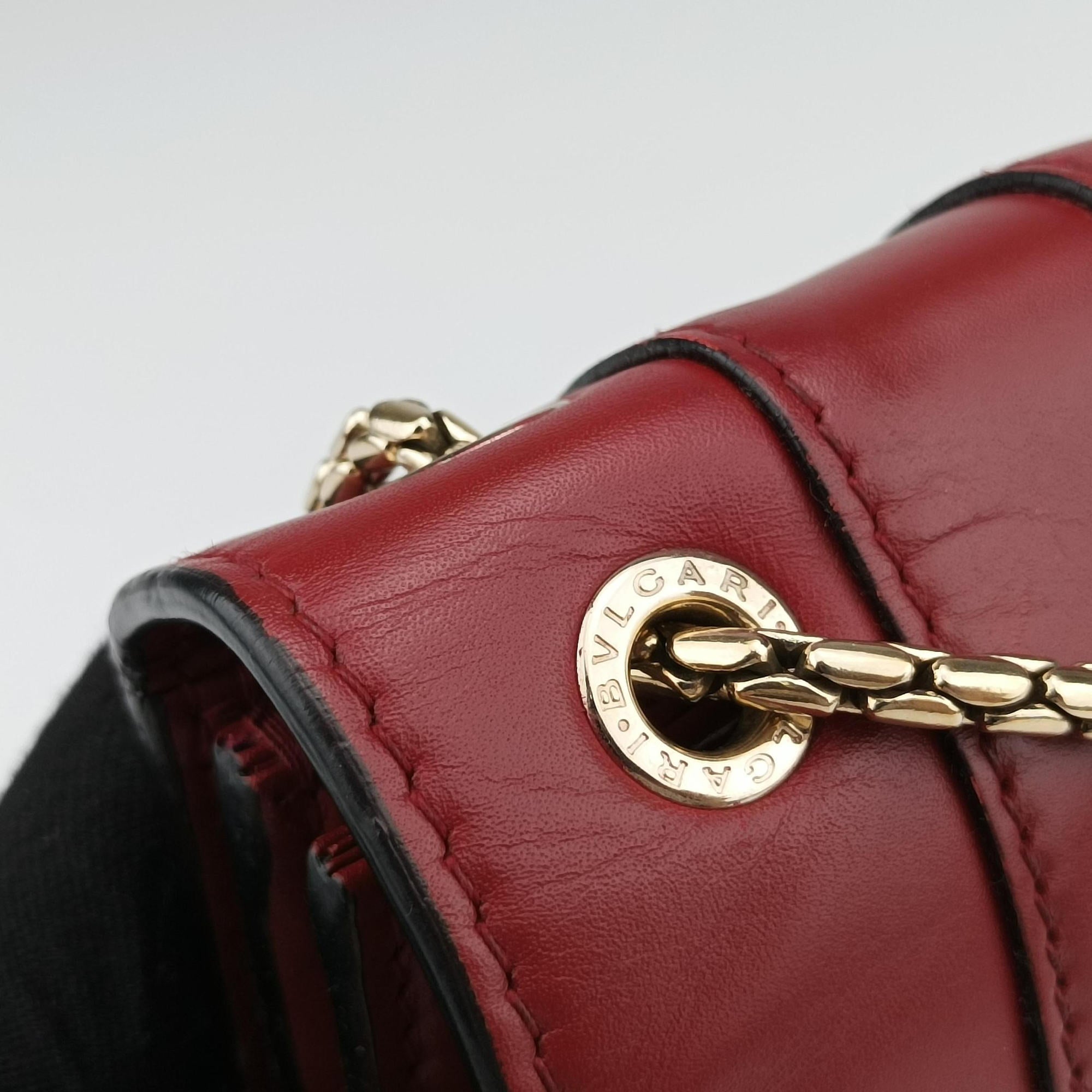 Pre-owned Bvlgari Serpenti Forever Red leather  shoulderbag | stylenewstar