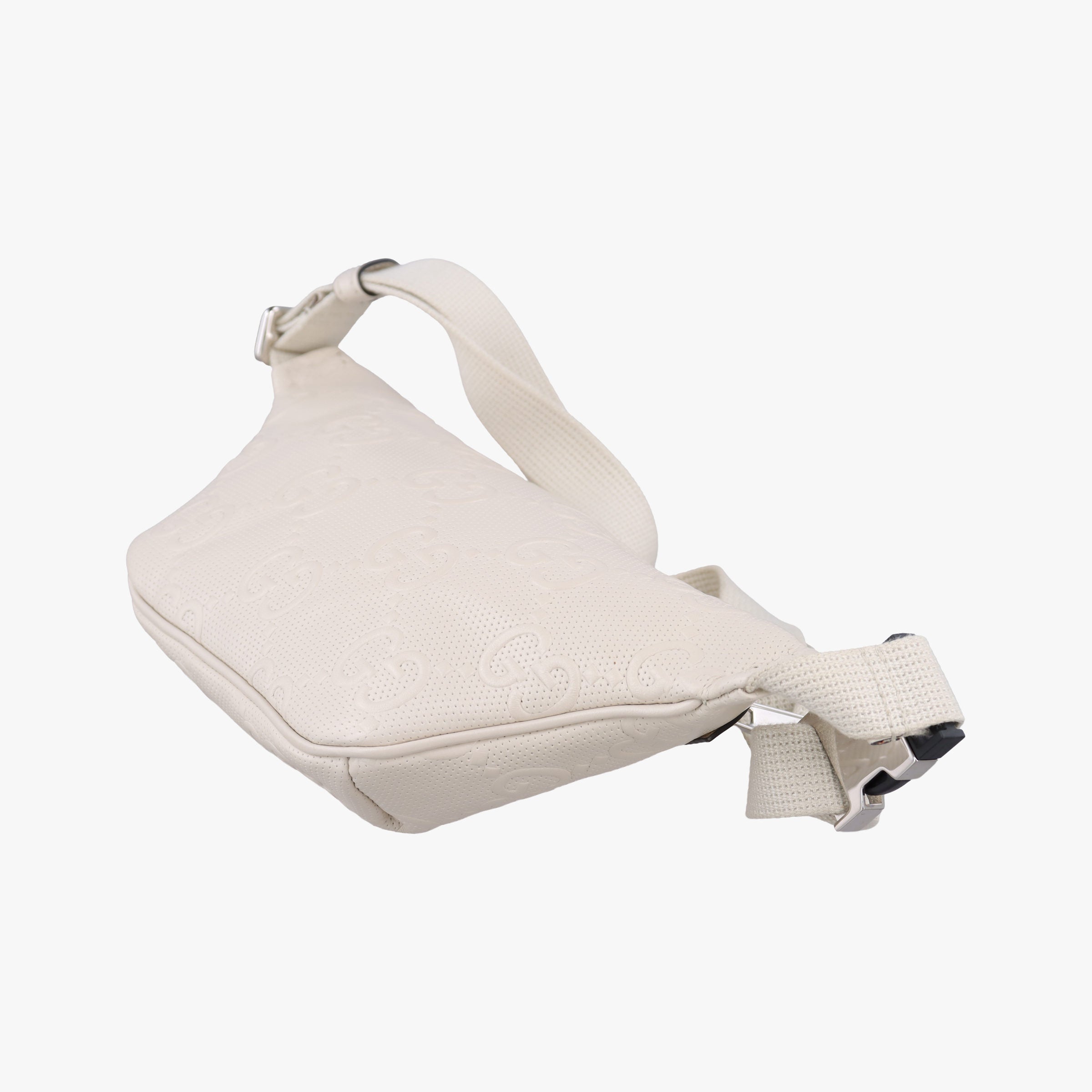 Vintage Gucci GG emboss White Leather 658582 bum bag/waist bag | stylenewstar