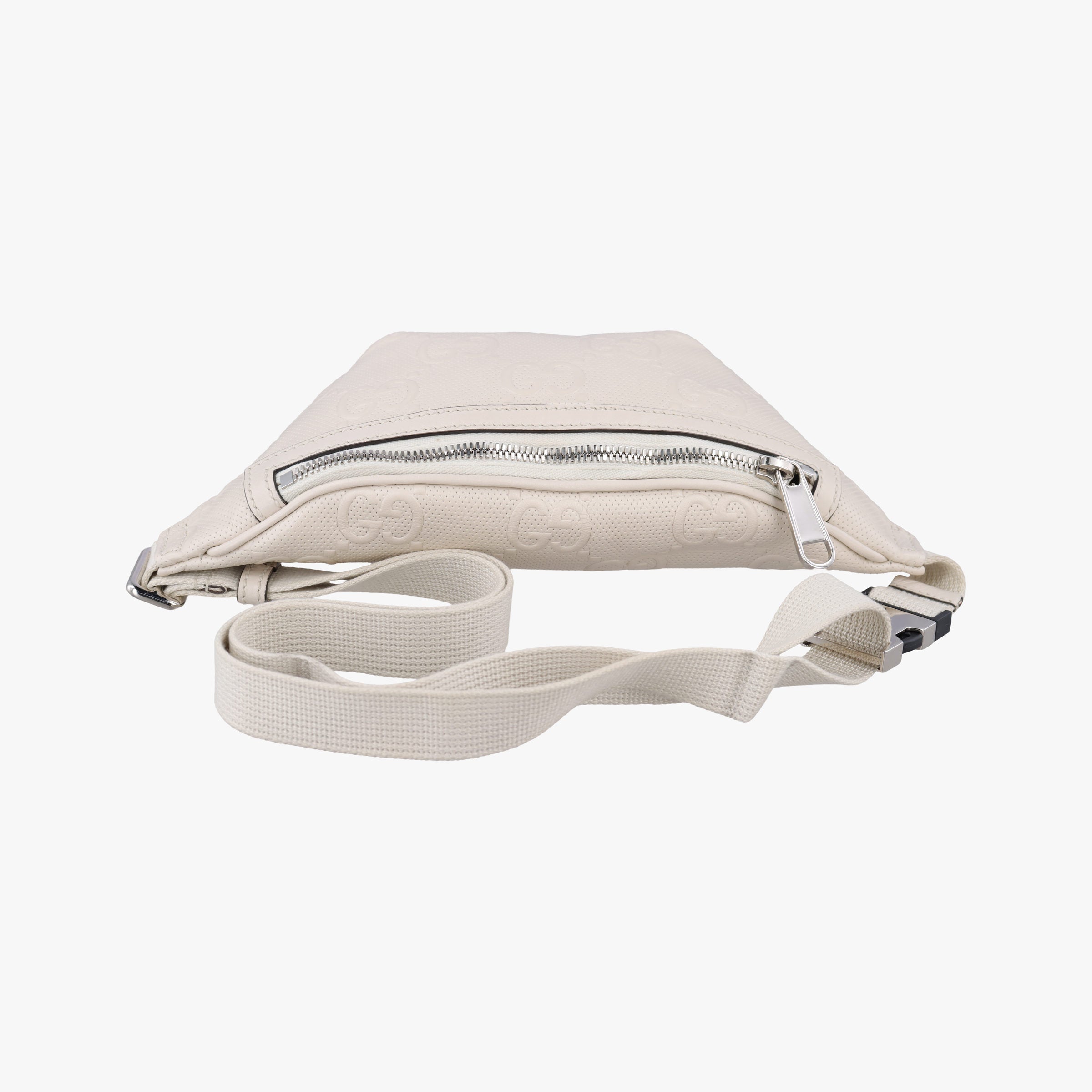 Vintage Gucci GG emboss White Leather 658582 bum bag/waist bag | stylenewstar