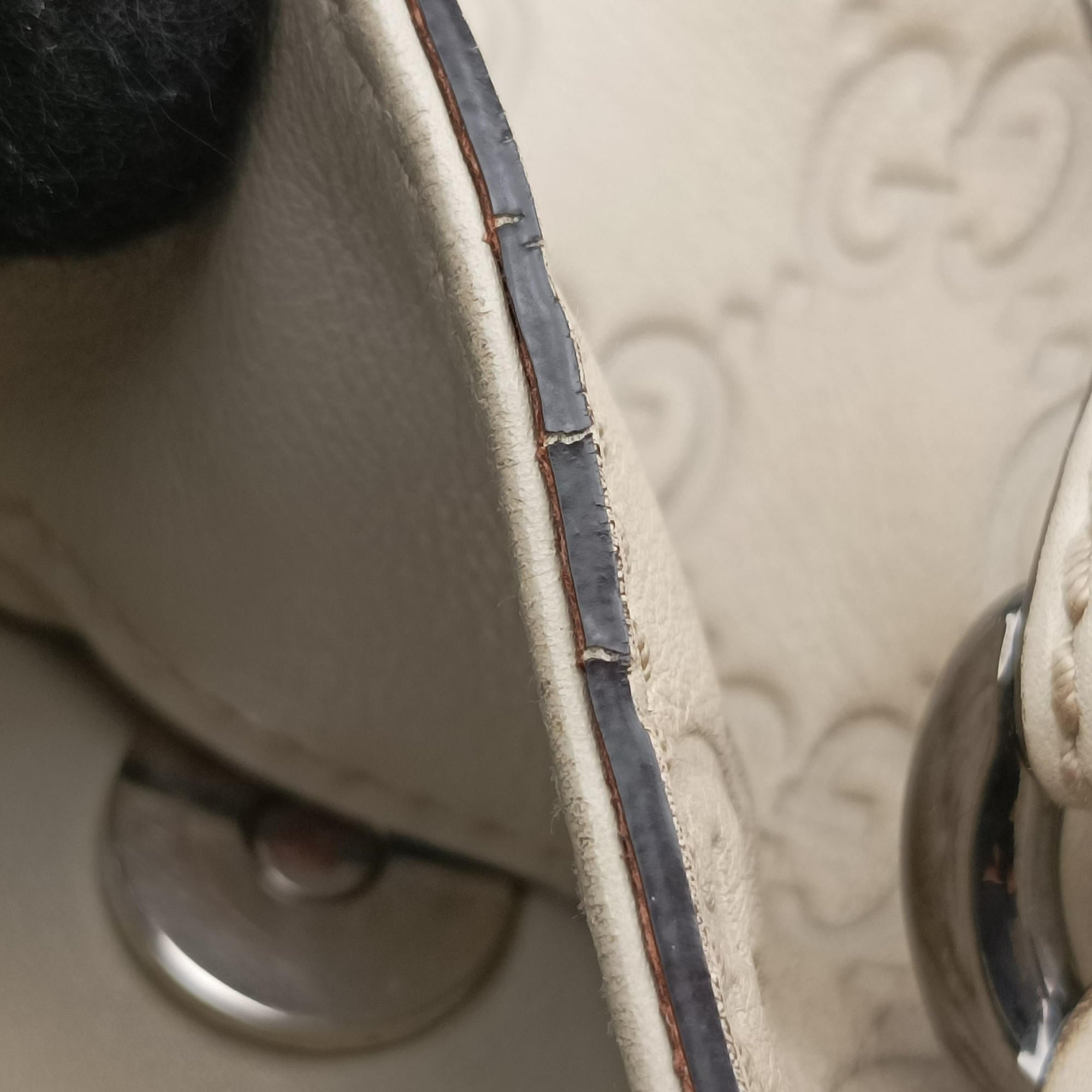 Secondhand Gucci Babouska Hysteria White Leather 229852 handbag | stylenewstar