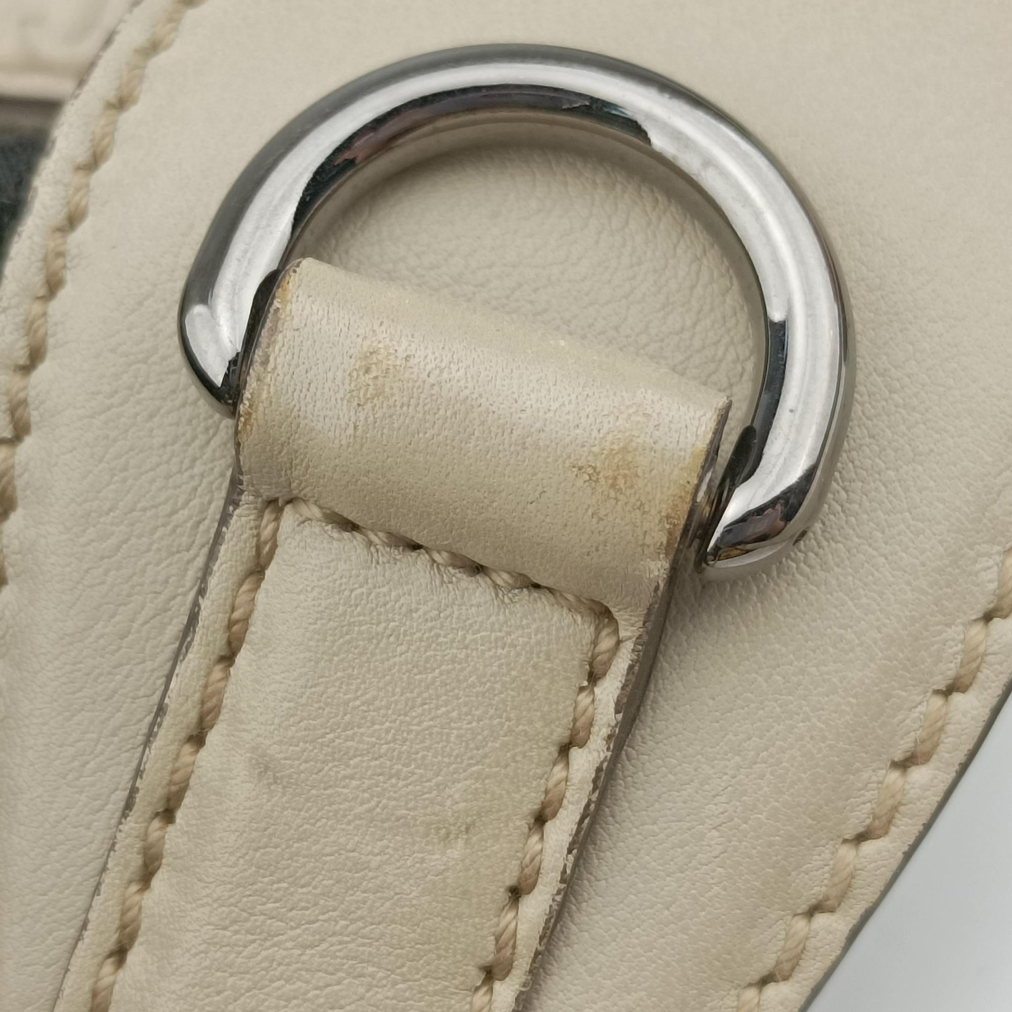 Secondhand Gucci Babouska Hysteria White Leather 229852 handbag | stylenewstar