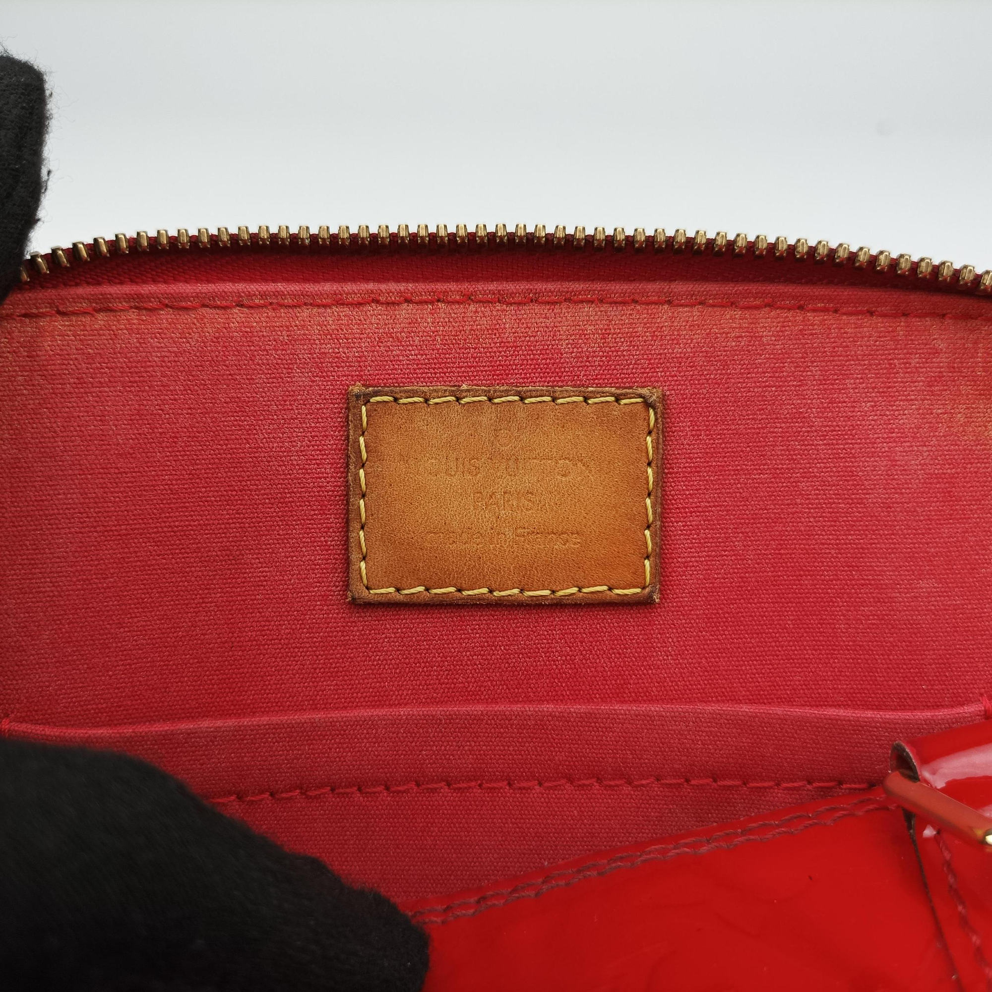 Pre-owned Louis Vuitton Alma BB CERISE Vernis M90174 shoulderbag | stylenewstar