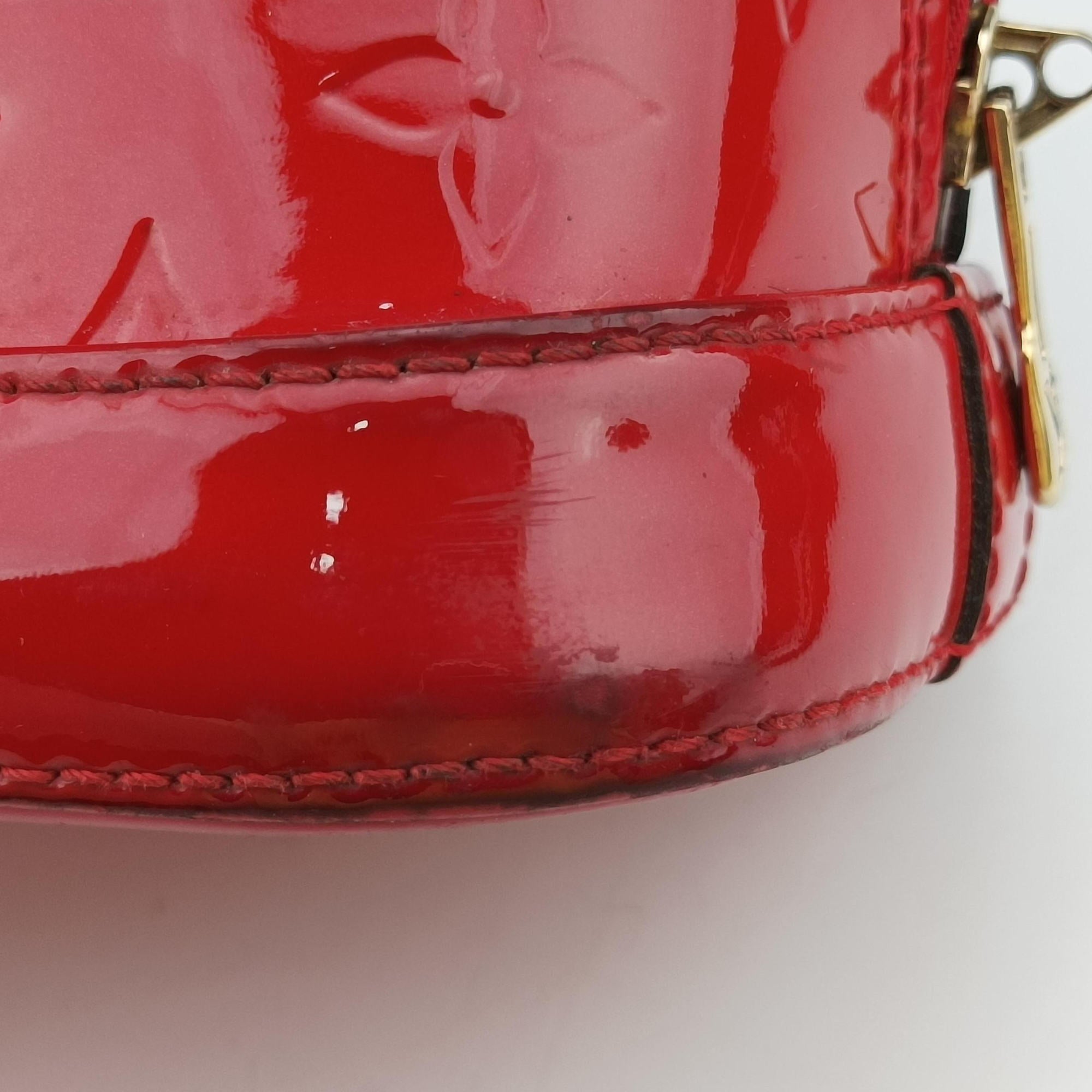 Pre-owned Louis Vuitton Alma BB CERISE Vernis M90174 shoulderbag | stylenewstar