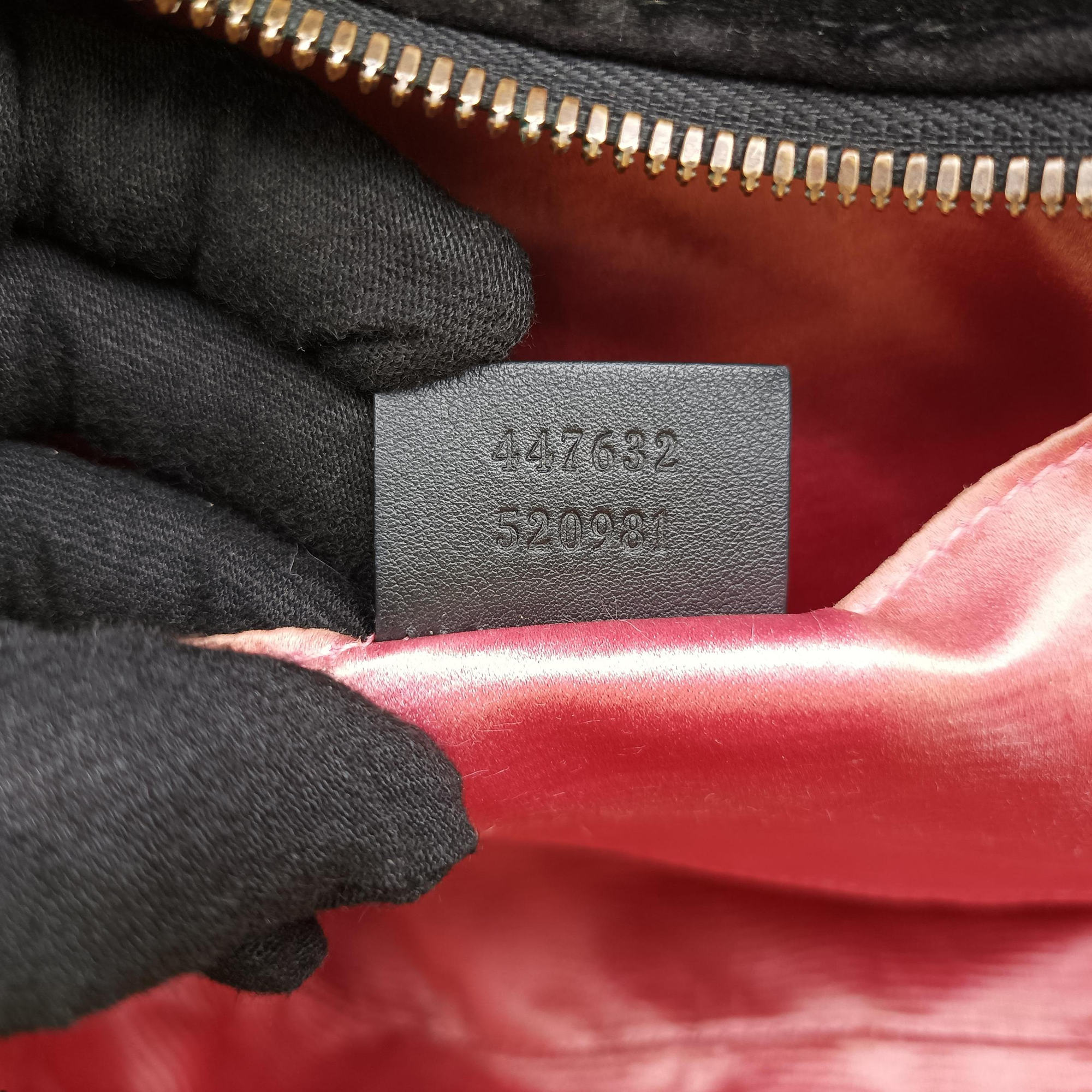 Pre-owned Gucci GG Marmont Black×Multicolour velour 447632 shoulderbag | stylenewstar