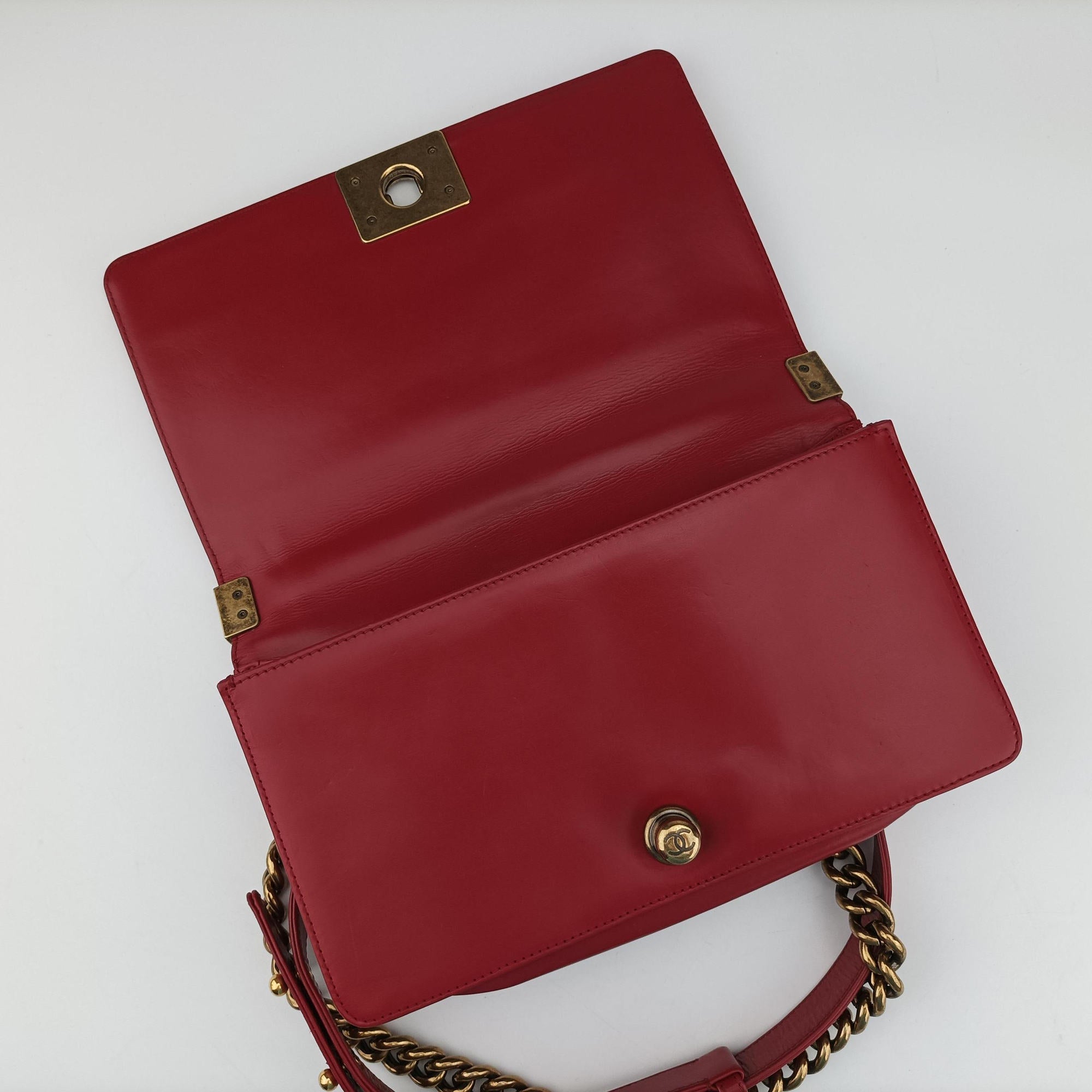 Pre-owned Chanel BOY CHANEL Red Leather A66713 shoulderbag | stylenewstar