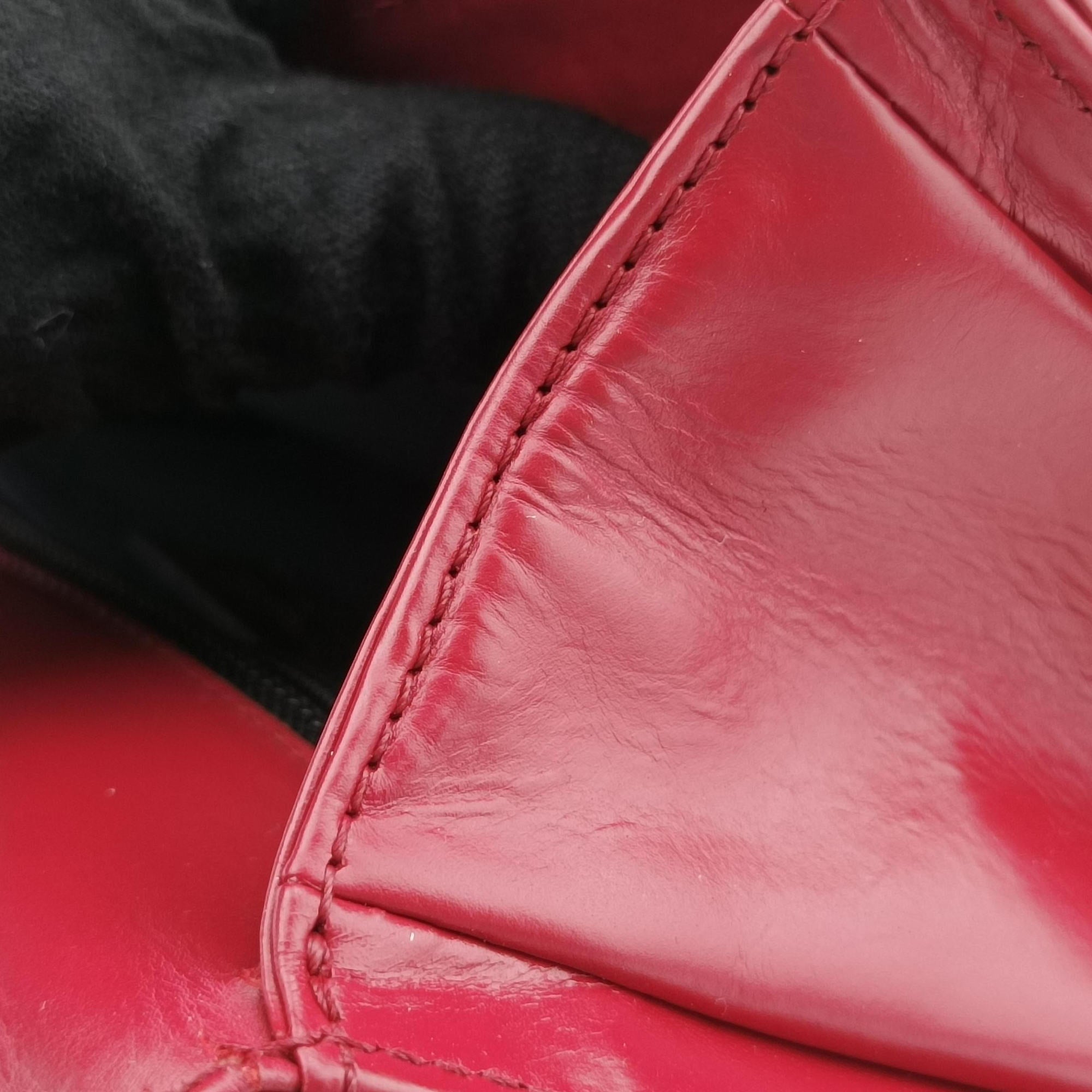 Pre-owned Chanel BOY CHANEL Red Leather A66713 shoulderbag | stylenewstar