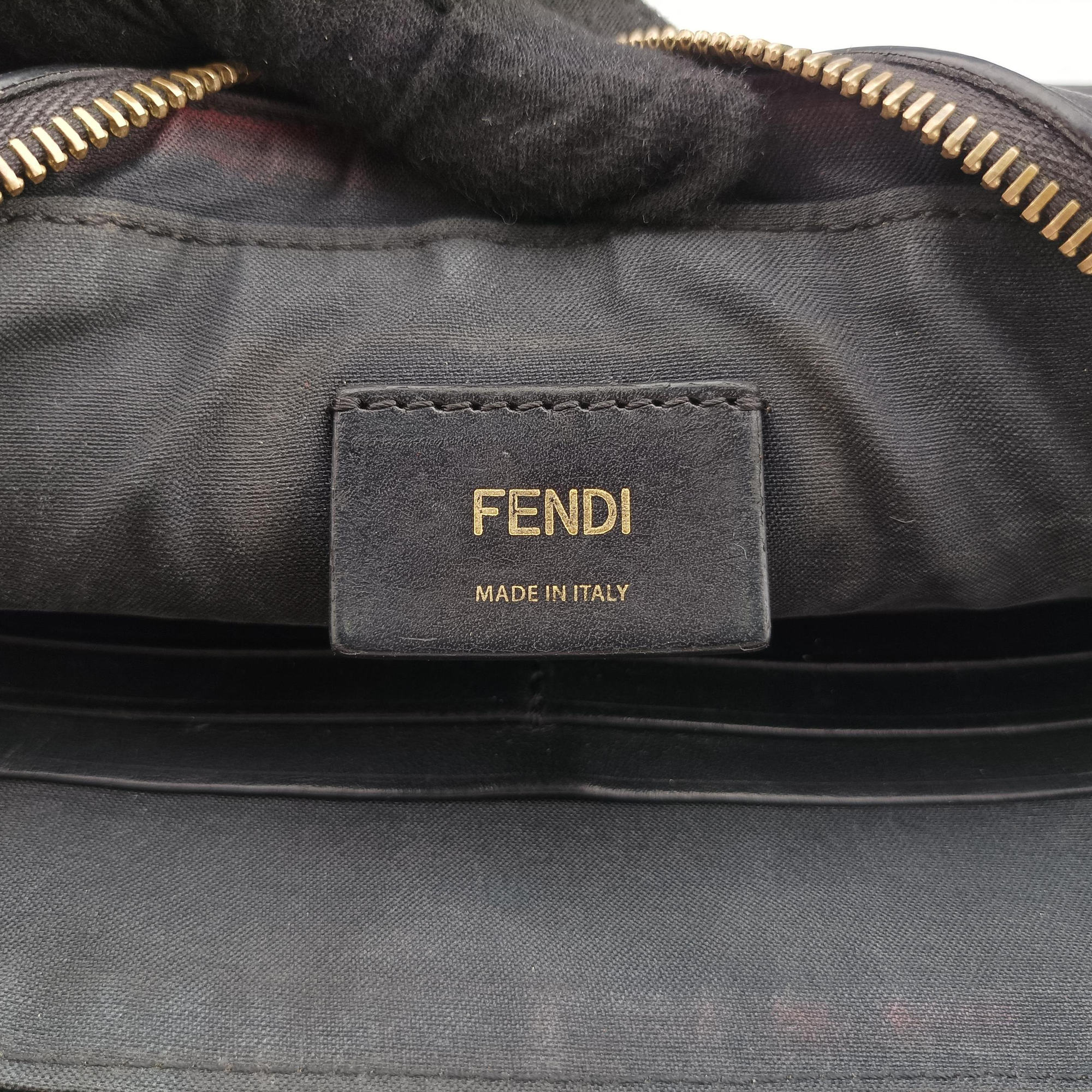 Secondhand Fendi Monster Camera case Black Leather 7M0286 shoulderbag | stylenewstar