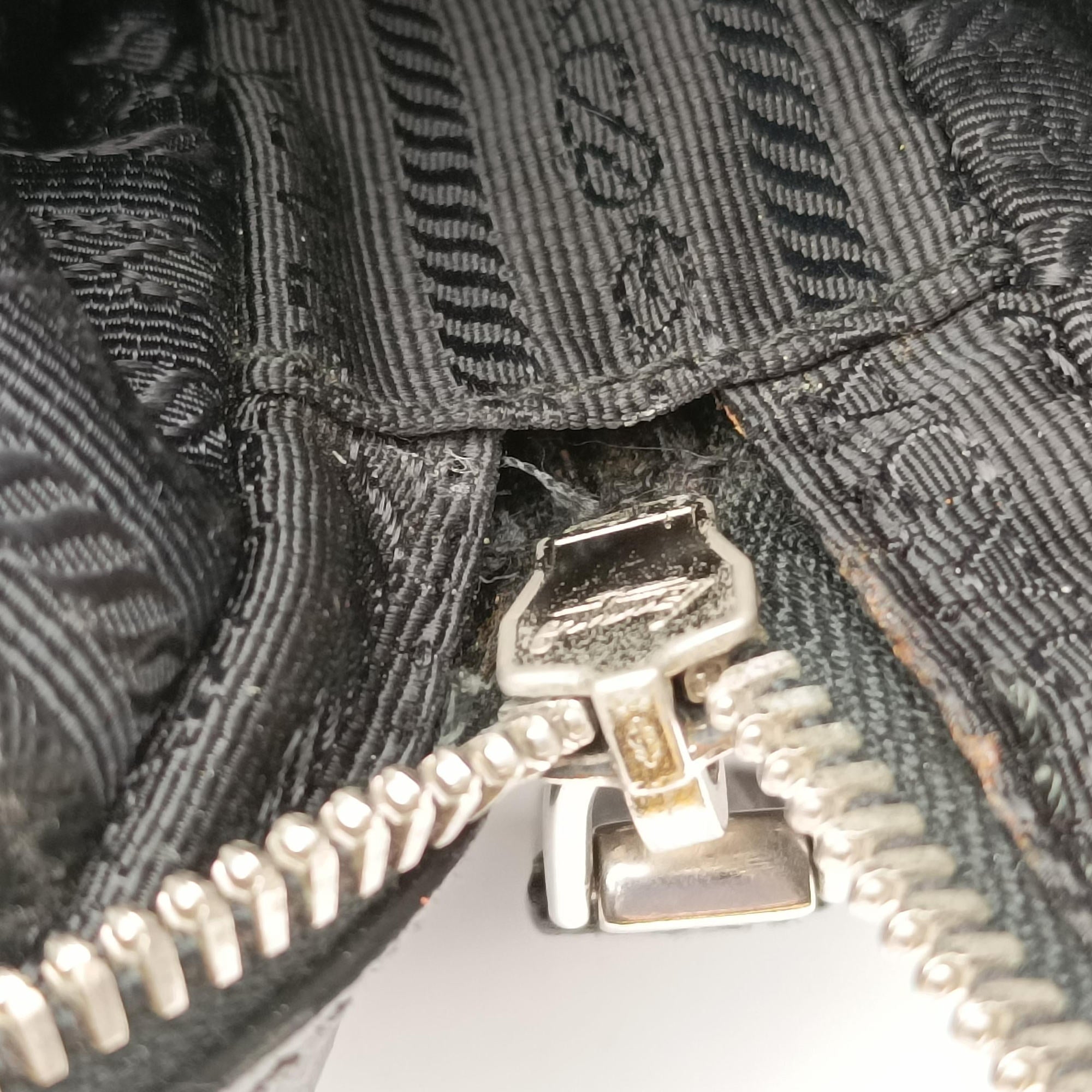 Pre-owned Prada Business Briefcase Black SAFFIANO Leather 2VE011 handbag | stylenewstar