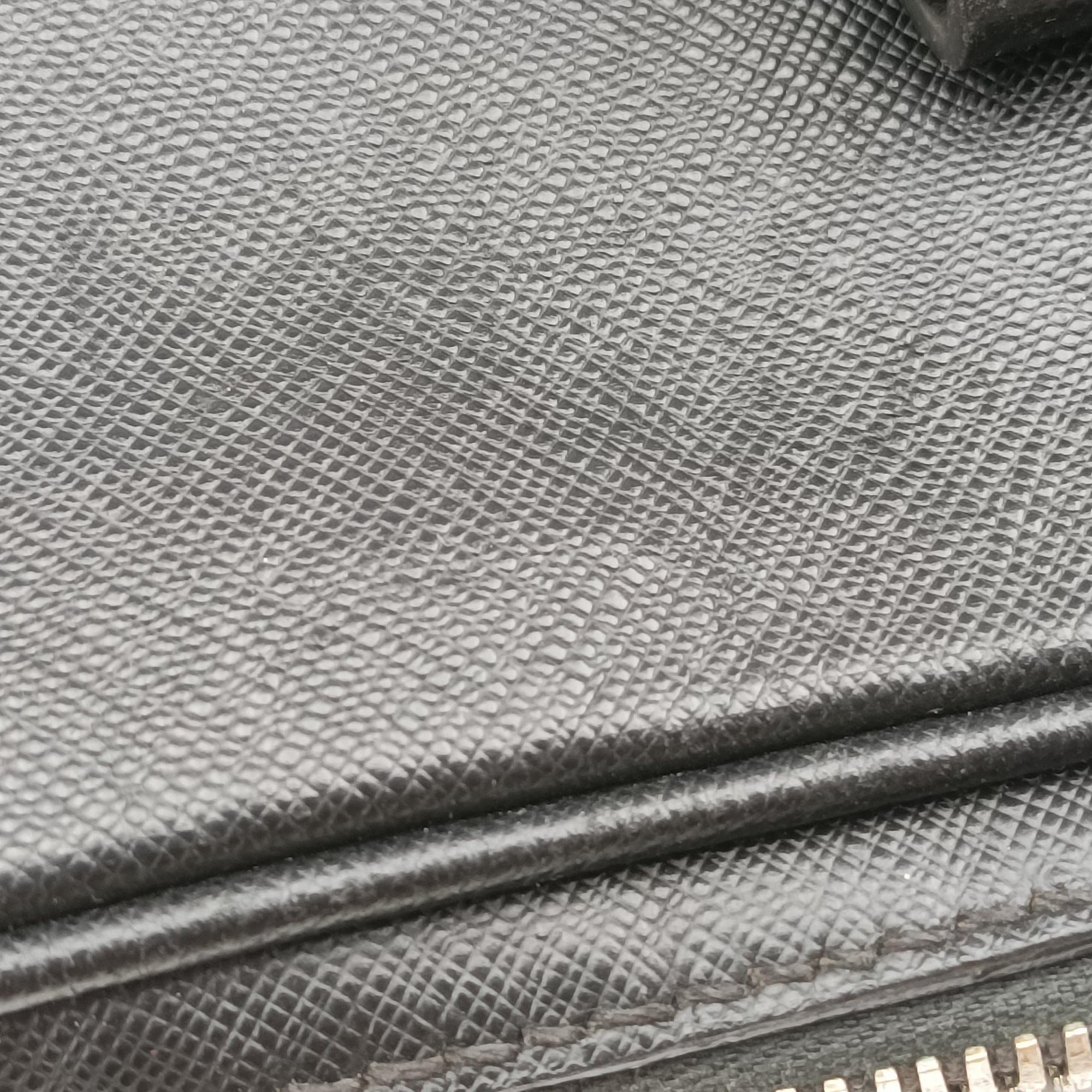 Pre-owned Prada Business Briefcase Black SAFFIANO Leather 2VE011 handbag | stylenewstar