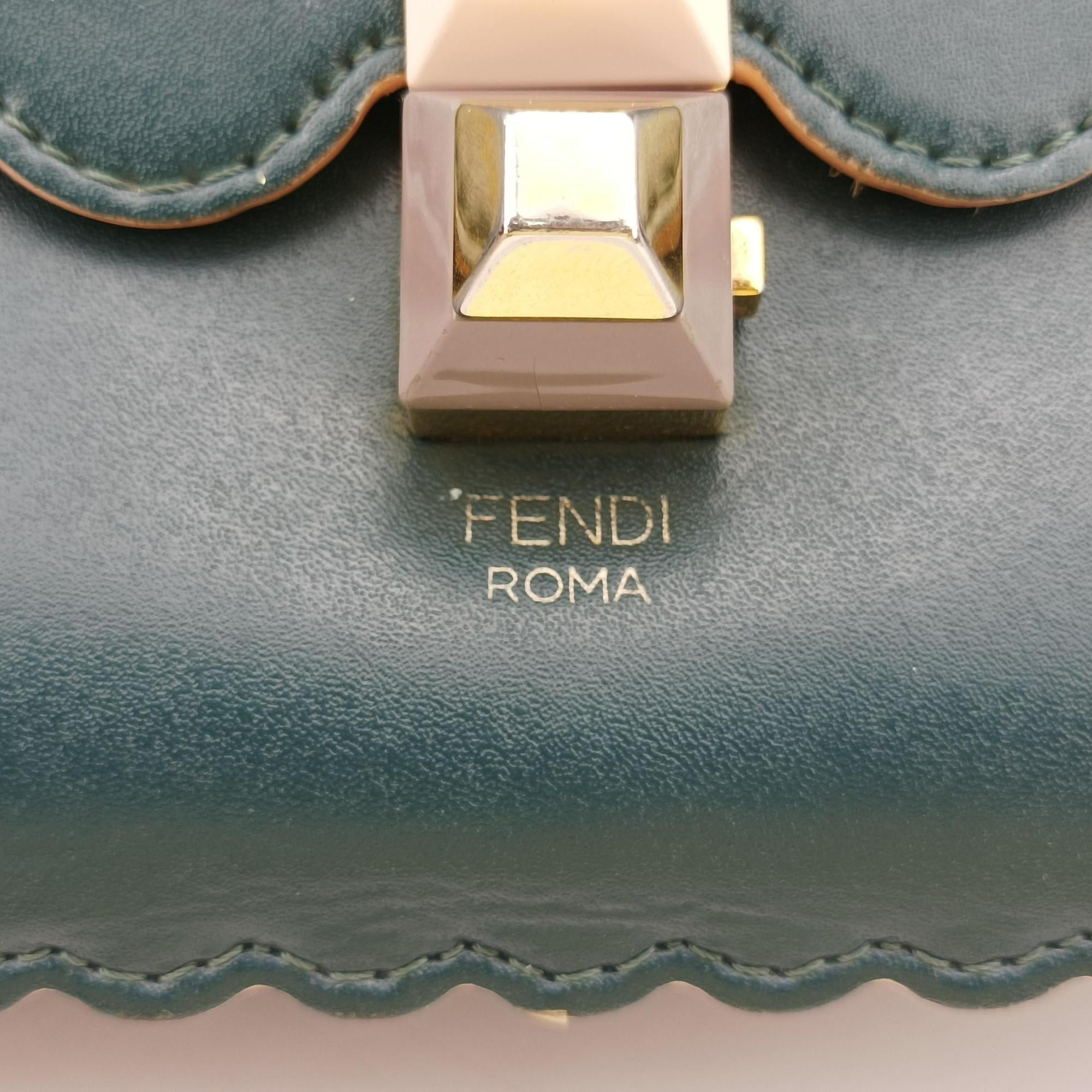 Pre-owned Fendi KAN I Green Leather 8BT283 shoulderbag | stylenewstar
