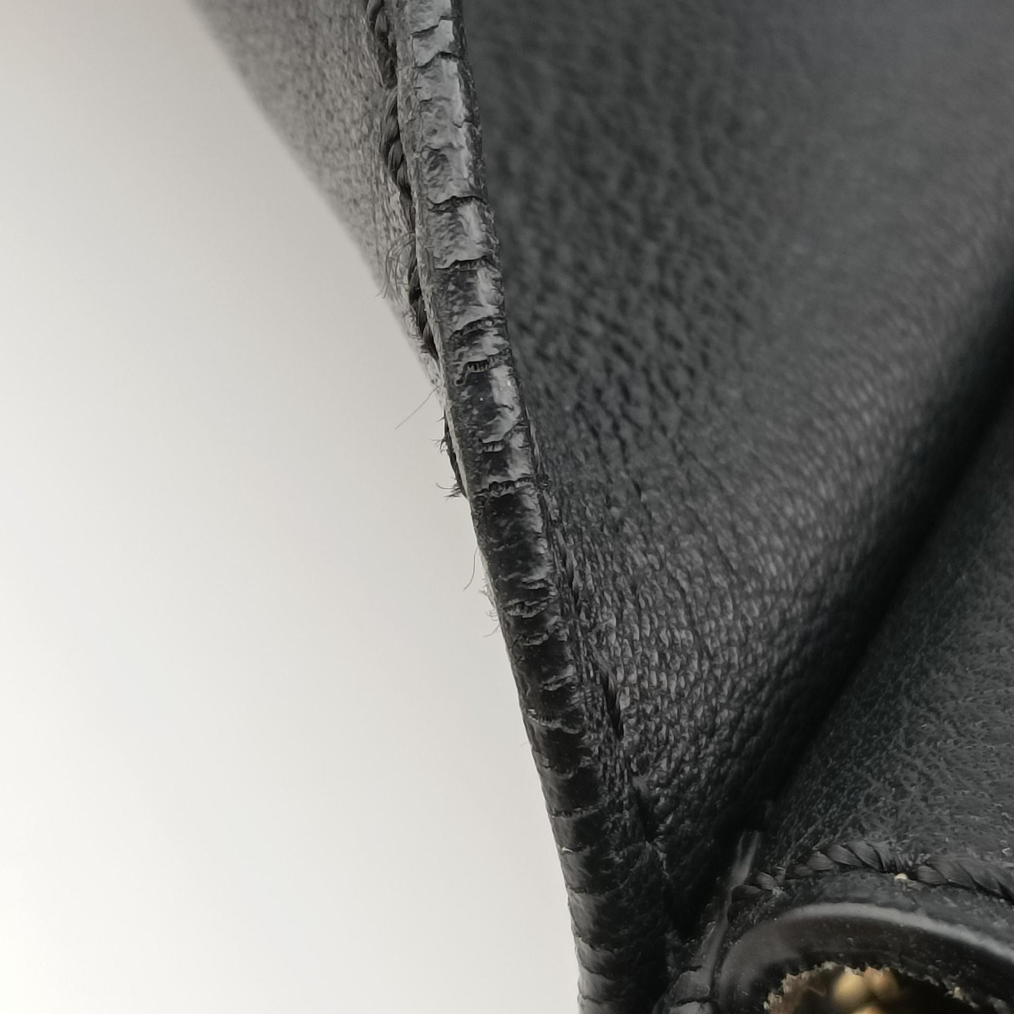 Secondhand Chloe Indy Black Leather 3S0382-H7W shoulderbag | stylenewstar