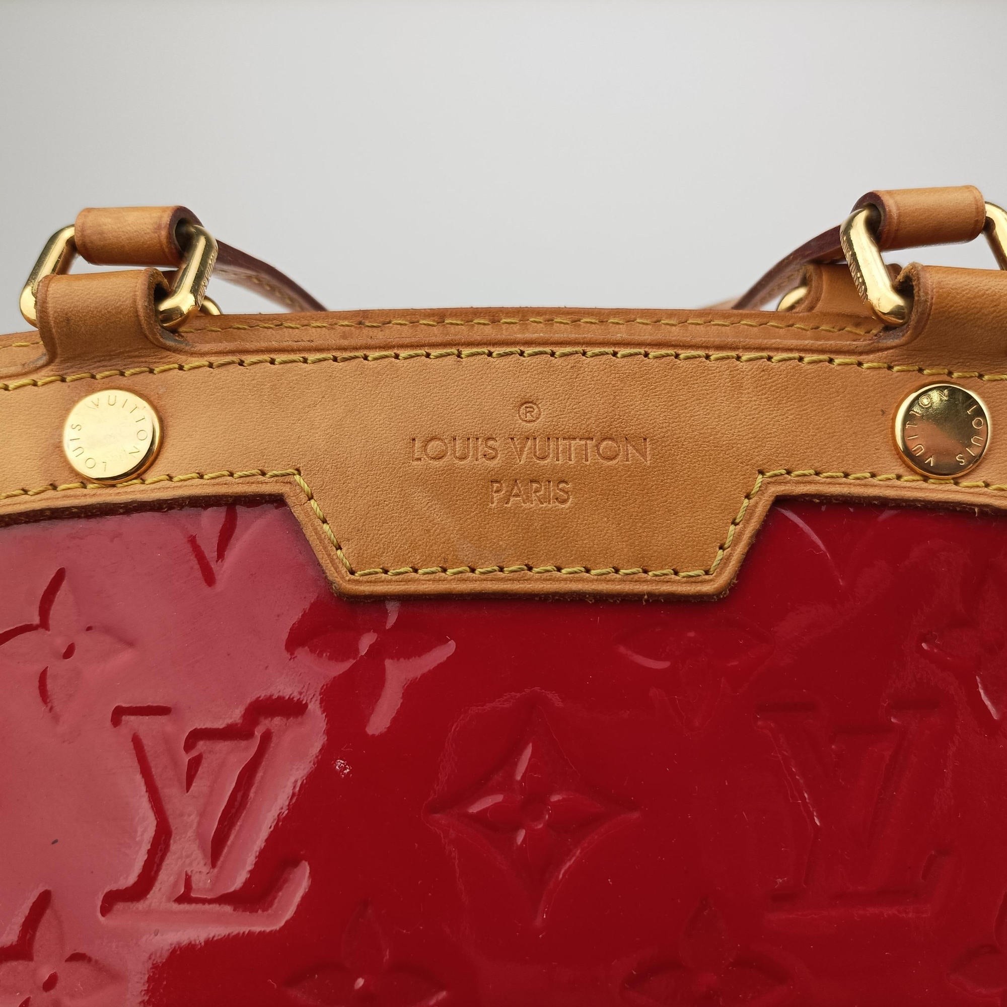Pre-owned Louis Vuitton Brea MM ROSE INDIEN Vernis M91798 shoulderbag | stylenewstar