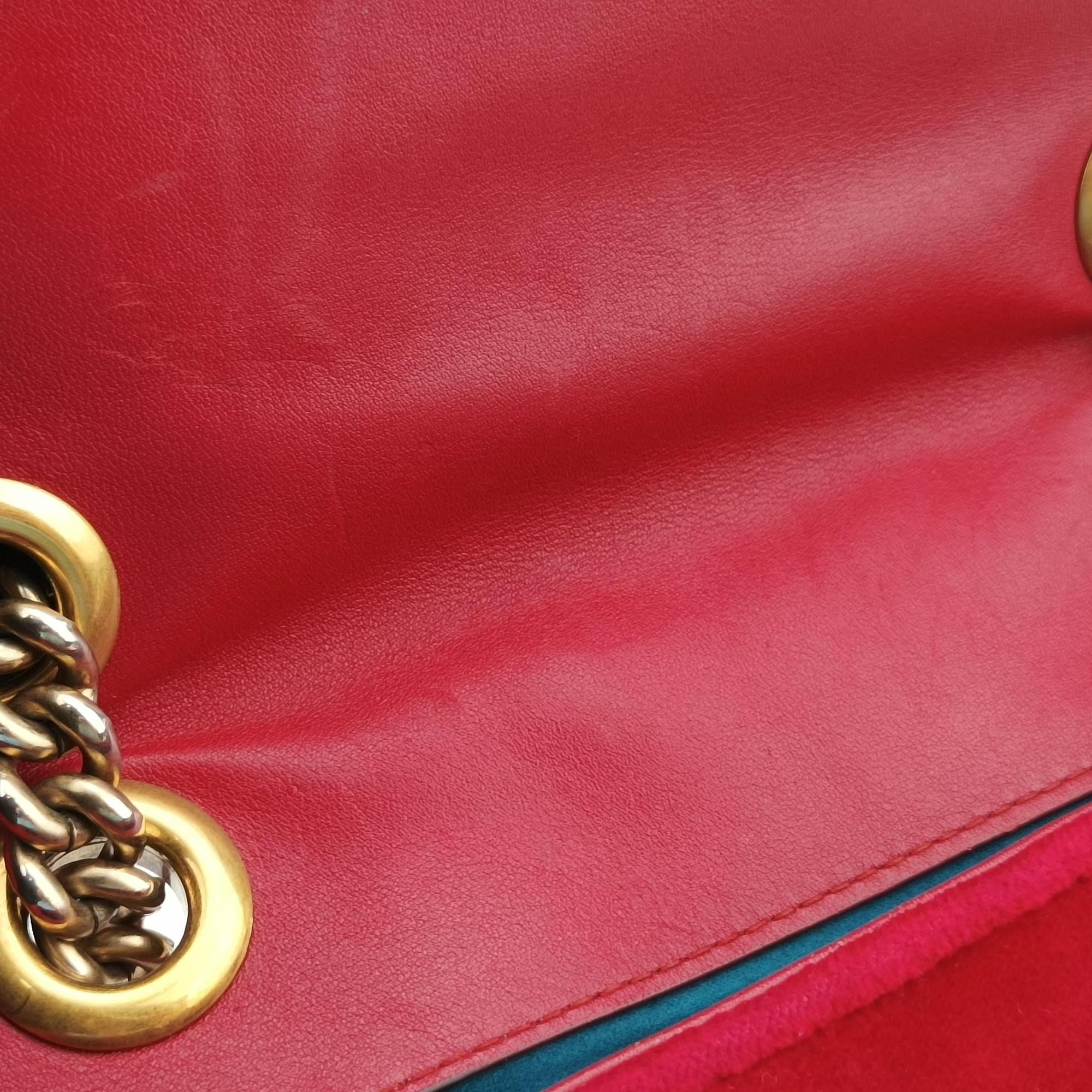Pre-owned Gucci GG Marmont Red velour 446744 shoulderbag | stylenewstar