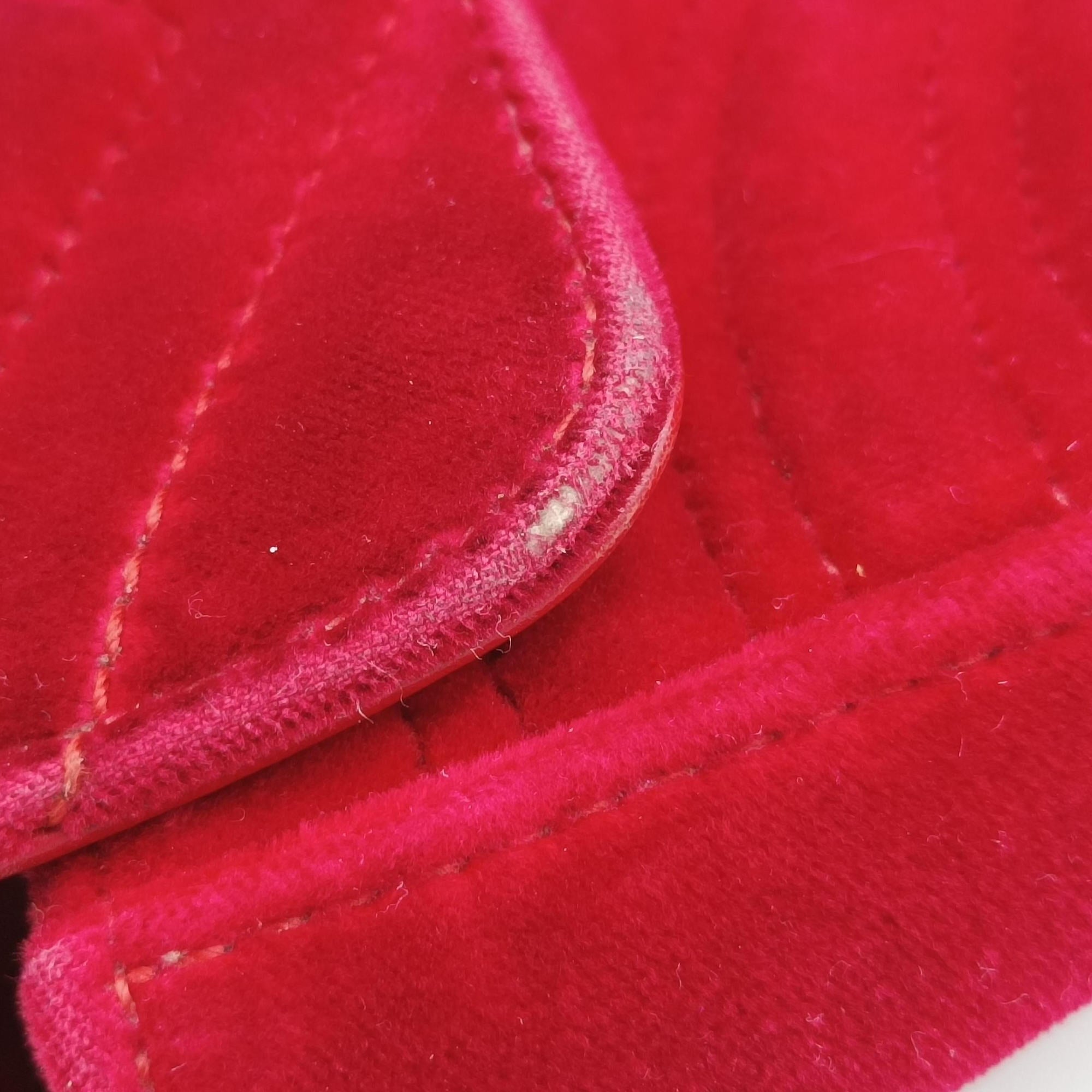 Pre-owned Gucci GG Marmont Red velour 446744 shoulderbag | stylenewstar