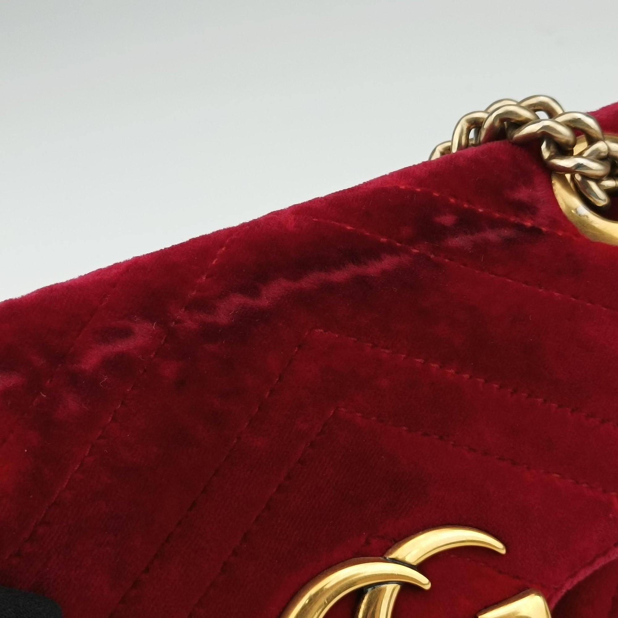 Pre-owned Gucci GG Marmont Red velour 446744 shoulderbag | stylenewstar