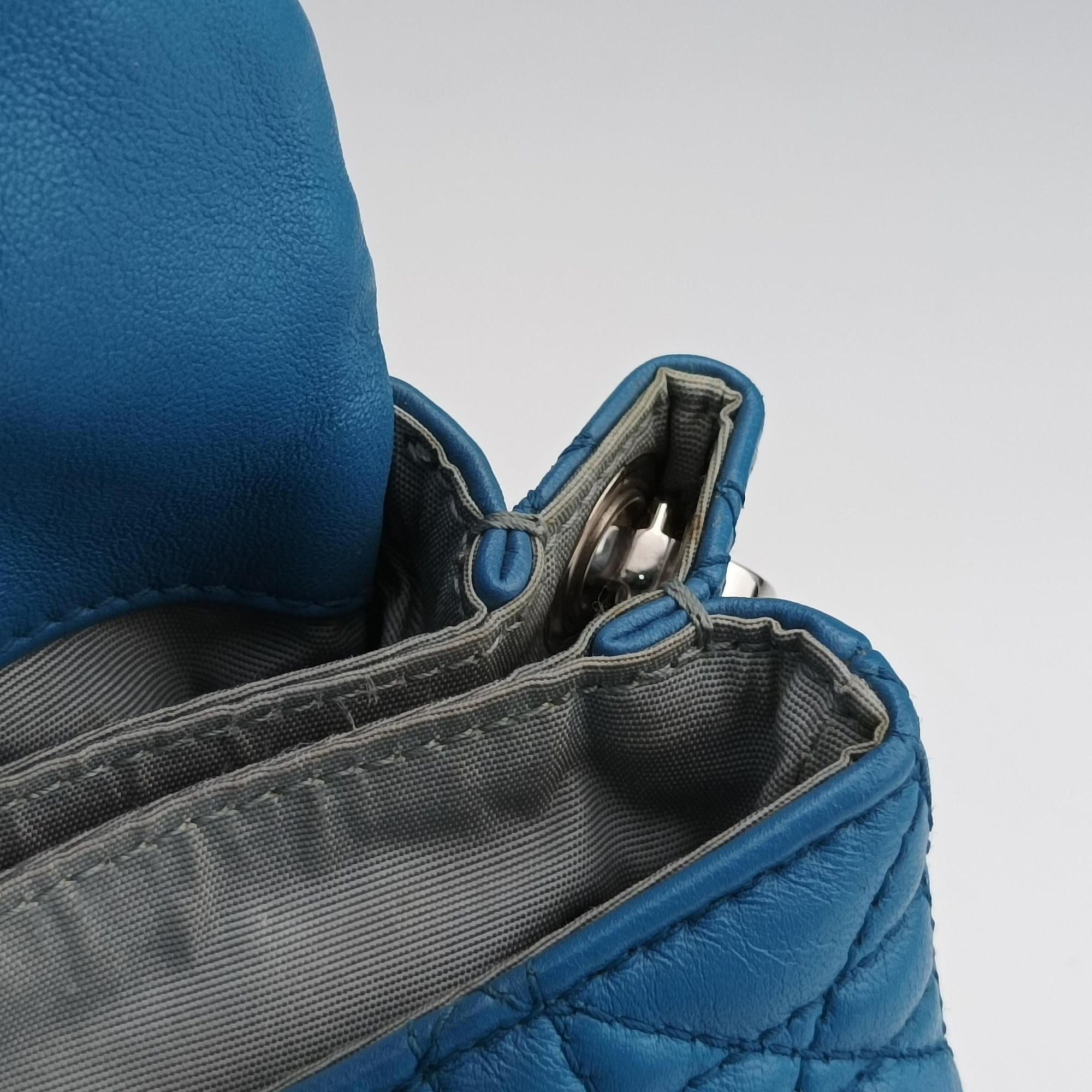 Pre-owned Christian Dior New Rock Cannage Blue Lambskin  shoulderbag | stylenewstar
