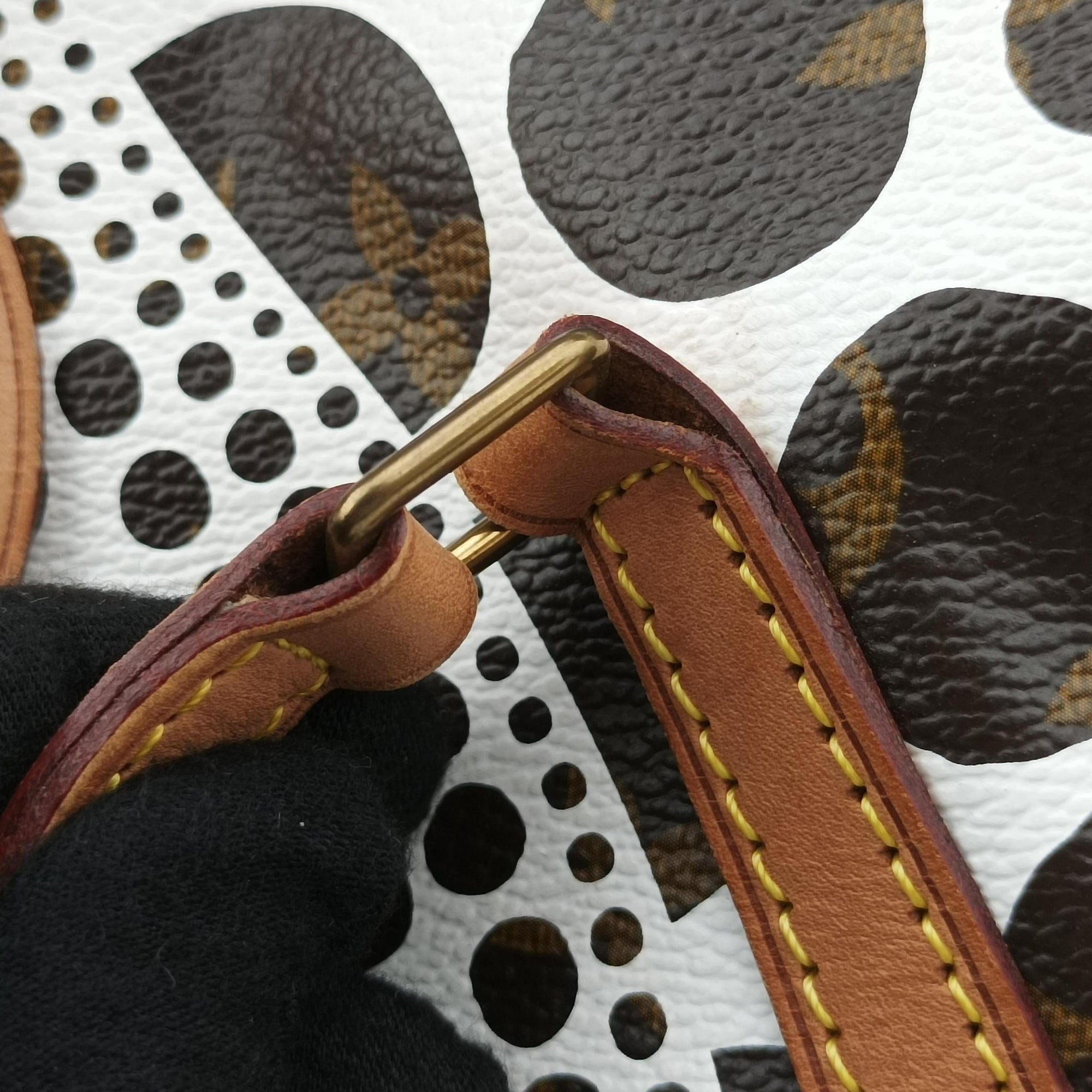 Pre-owned Louis Vuitton Papillon GM White × Brown Monogram Pumpkin Dots M40687 handbag | stylenewstar