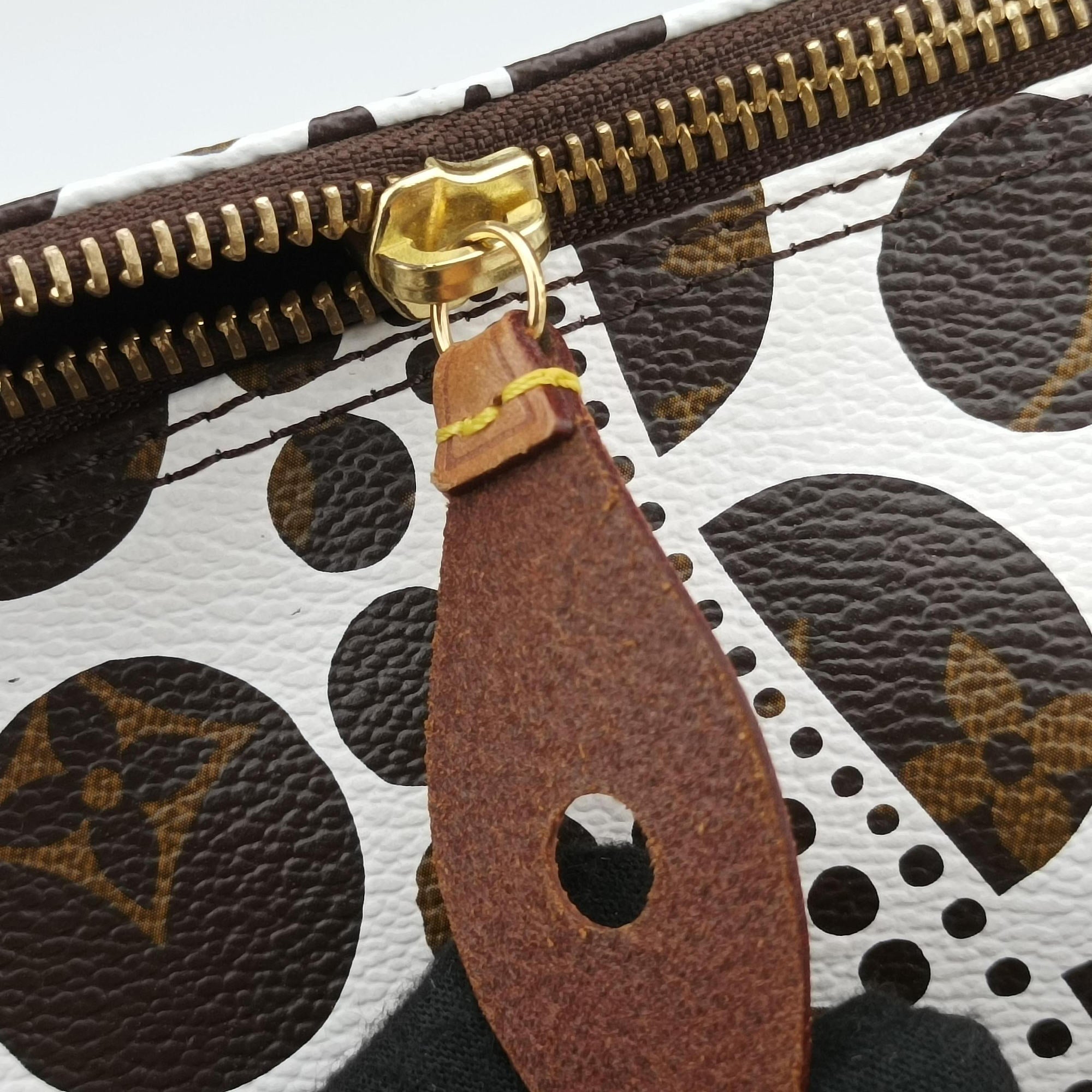 Pre-owned Louis Vuitton Papillon GM White × Brown Monogram Pumpkin Dots M40687 handbag | stylenewstar