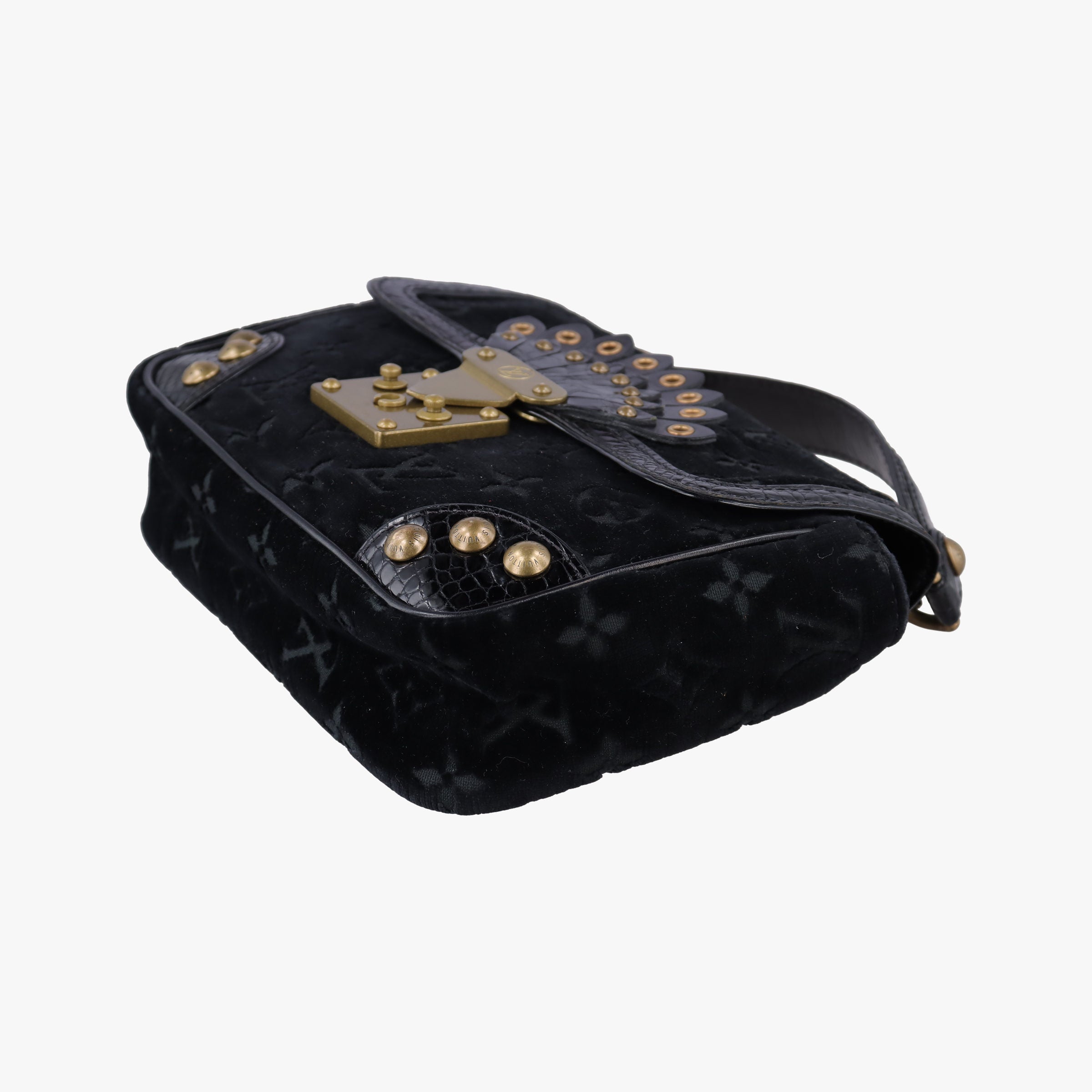 Pre-owned Louis Vuitton Irvine black Velour×Alligator M92733 shoulderbag | stylenewstar