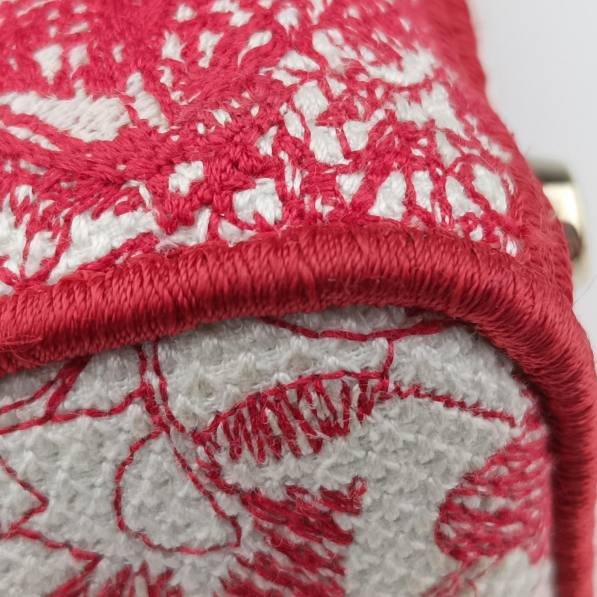 Pre-owned Christian Dior D-Lite Medium Royaume Red×multicolor canvas  shoulderbag | stylenewstar