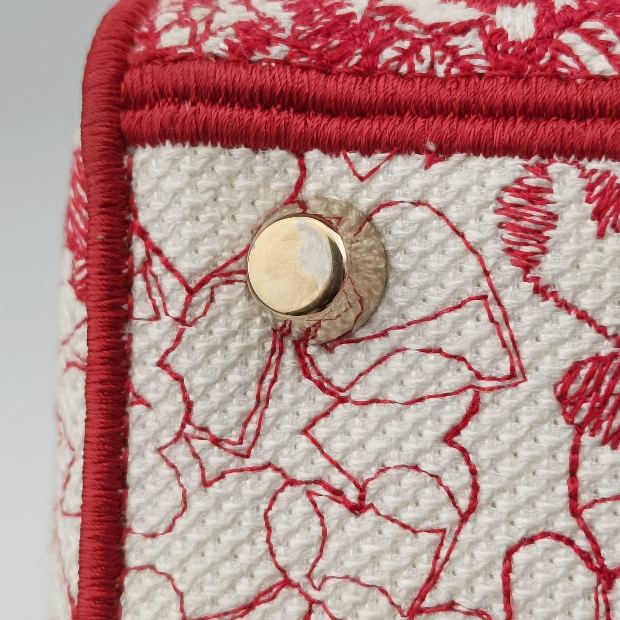 Pre-owned Christian Dior D-Lite Medium Royaume Red×multicolor canvas  shoulderbag | stylenewstar