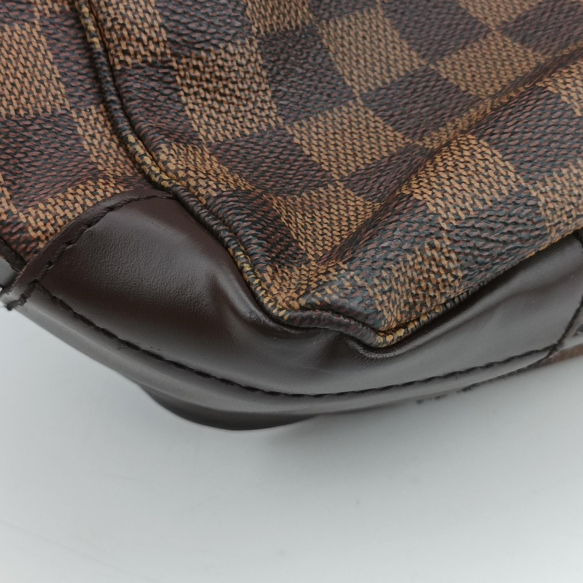 Secondhand Louis Vuitton Bastille Messenger EBENE Damier Canvas N45258 shoulderbag | stylenewstar