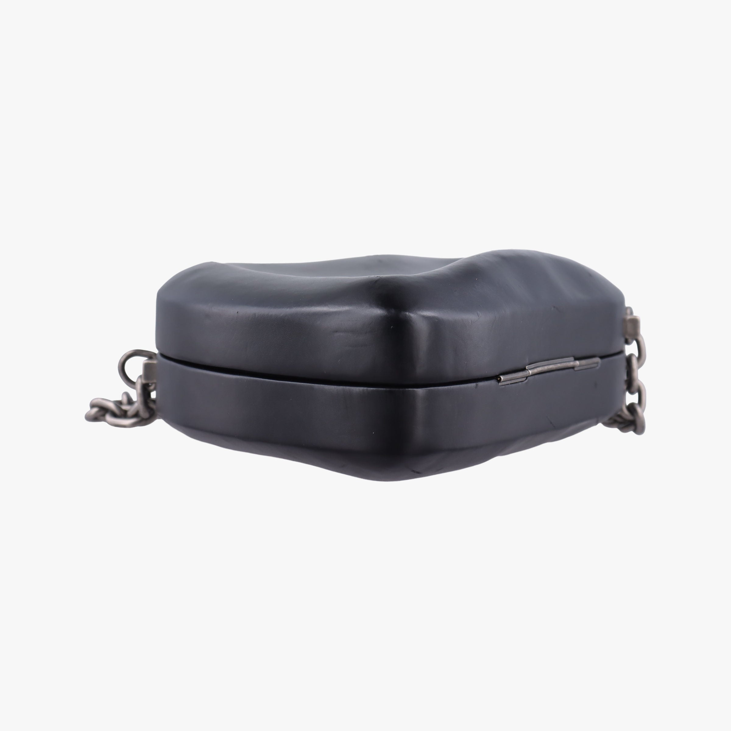 Pre-owned Yves Saint Laurent Love box heart Black Leather 564323 shoulderbag | stylenewstar