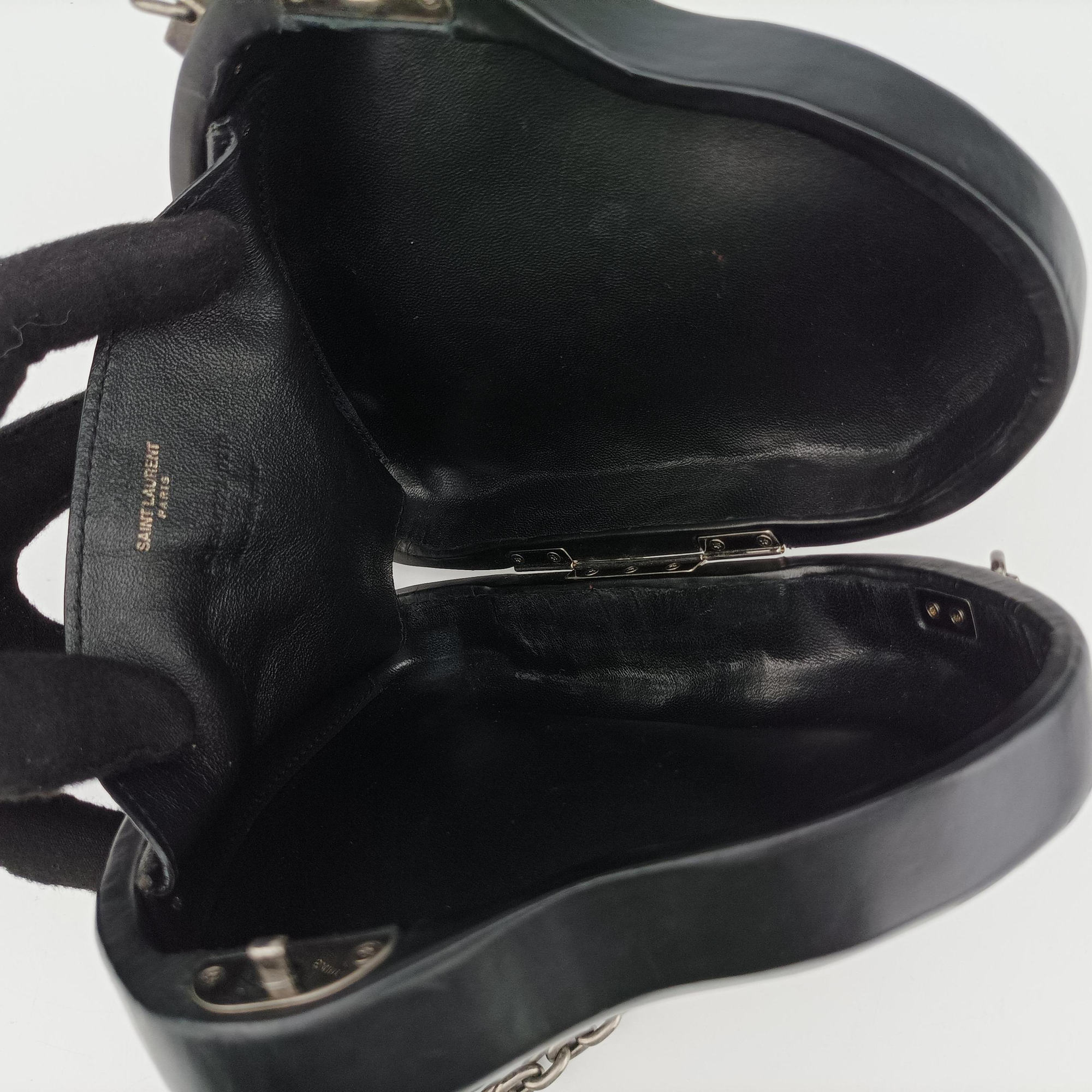 Pre-owned Yves Saint Laurent Love box heart Black Leather 564323 shoulderbag | stylenewstar