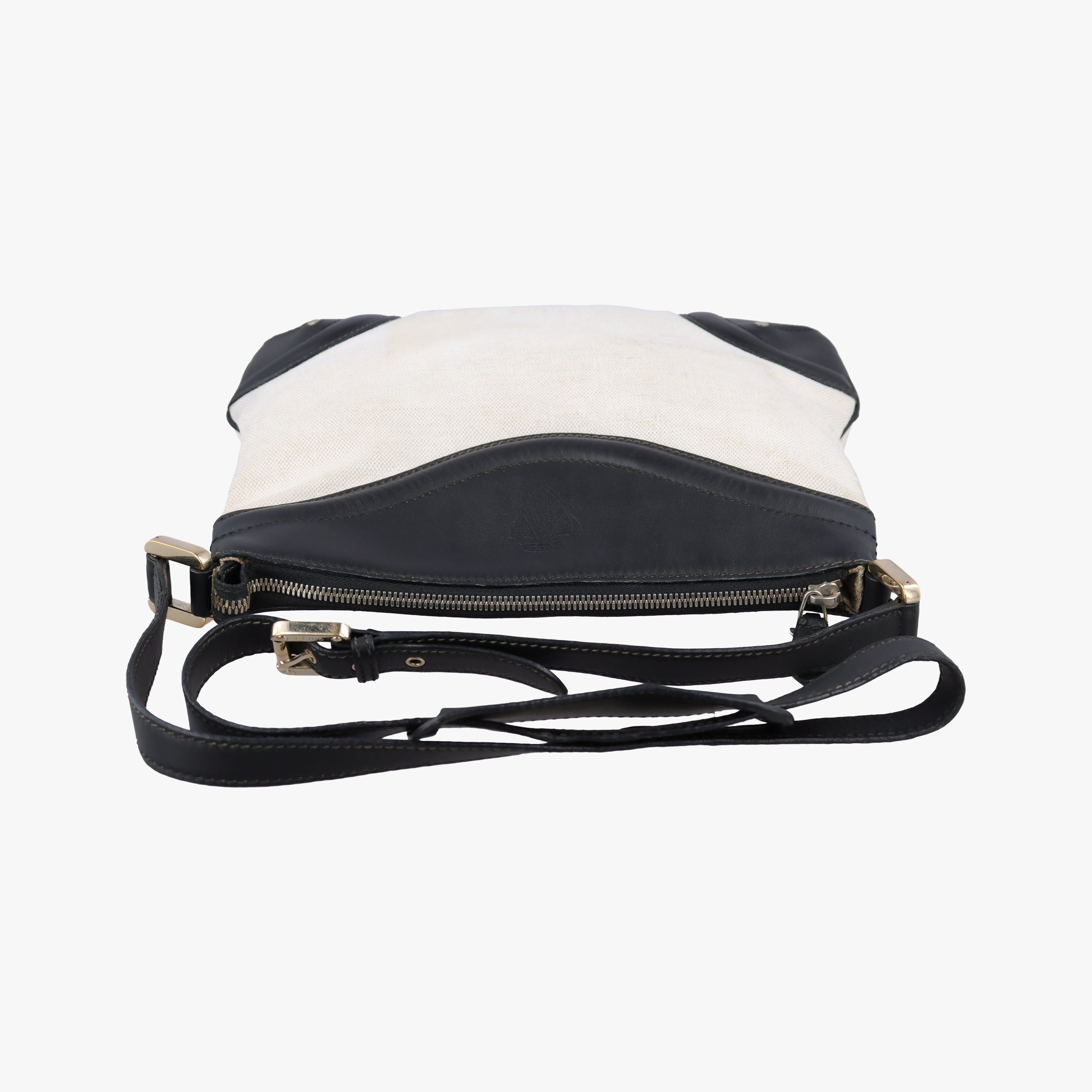 Pre-owned Gucci Crest Ivory × Black Leather×Canvas 141446 shoulderbag | stylenewstar