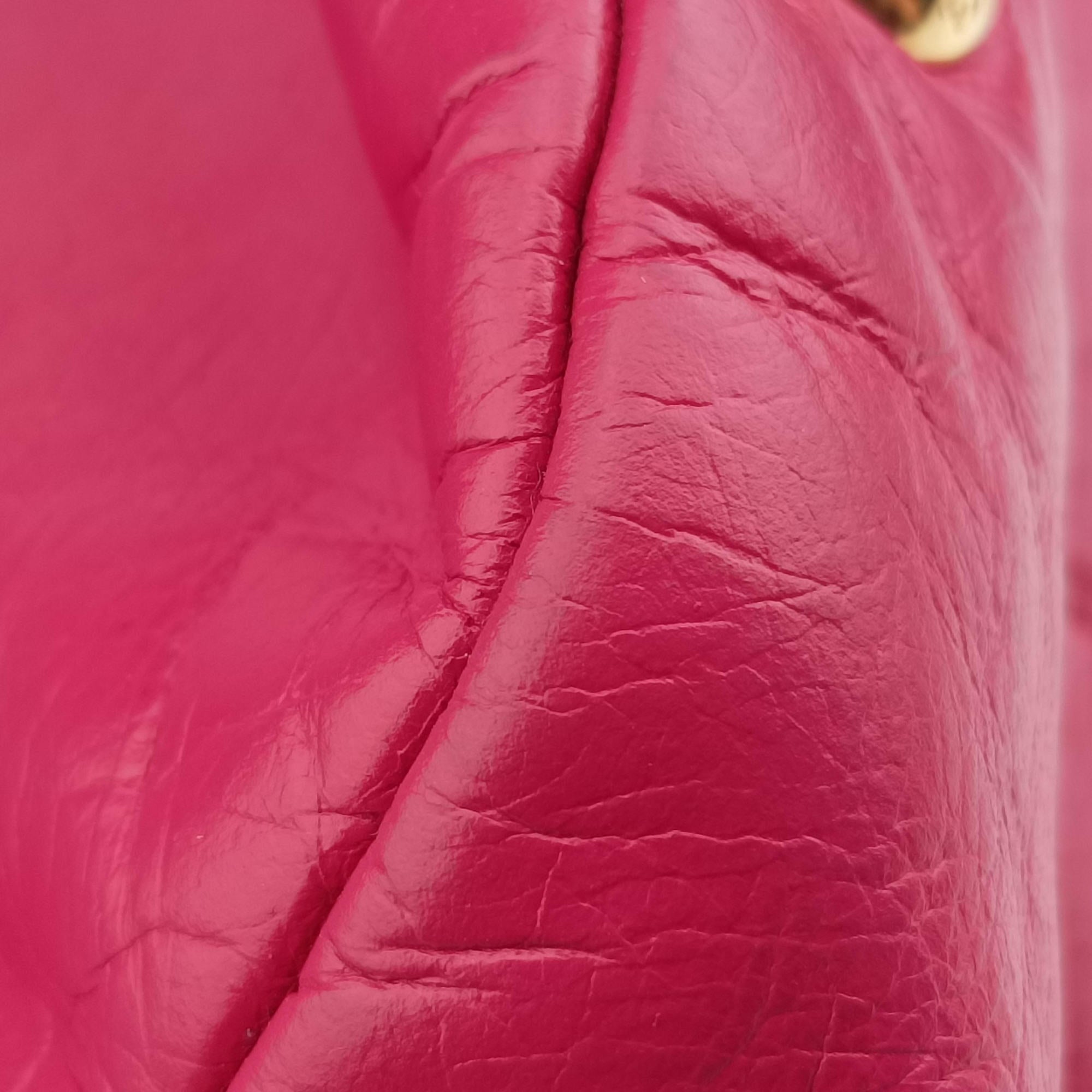 Vintage Prada Triangle Logo Plate Rose Leather  handbag | stylenewstar
