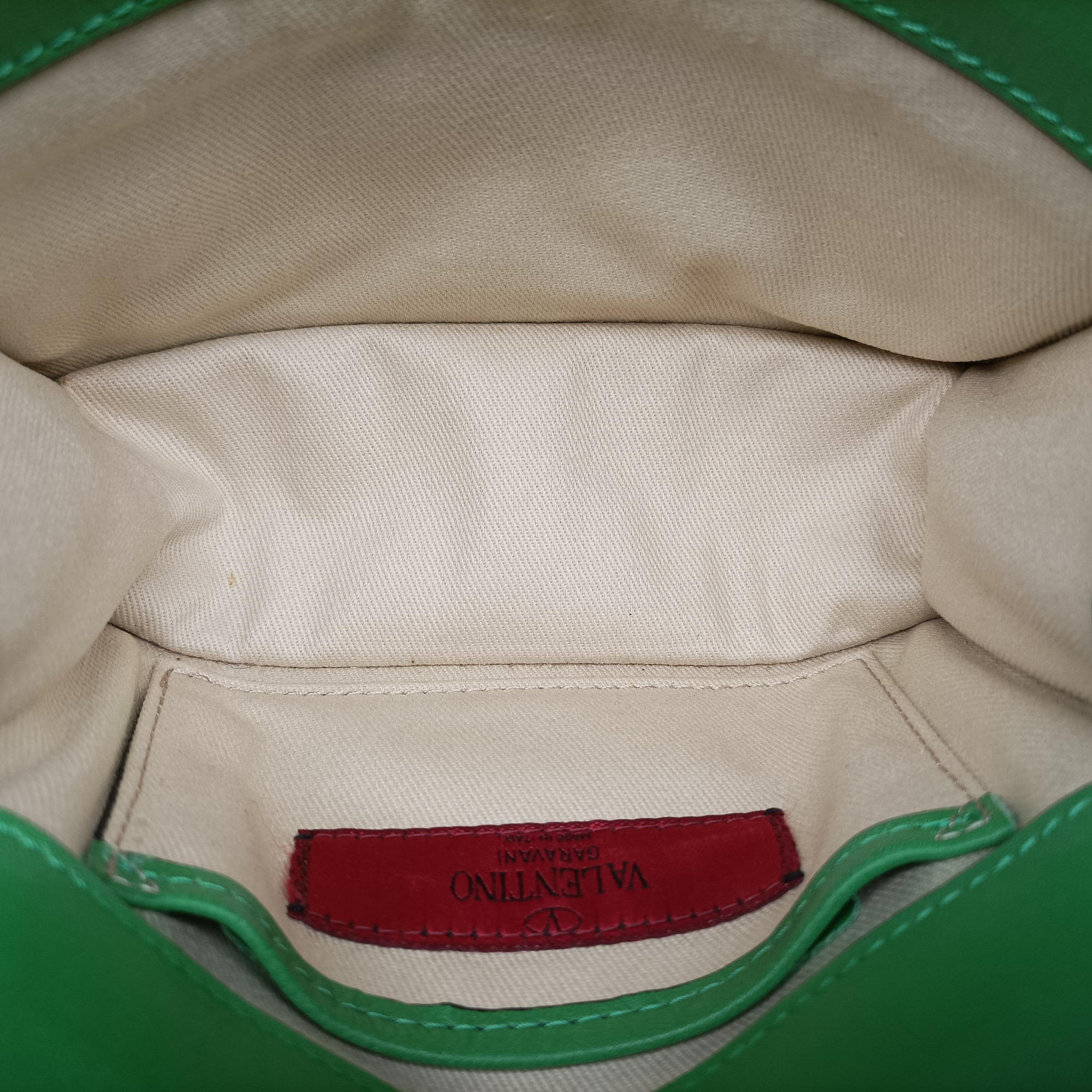 Pre-owned Valentino Rockstud Va Va Voom Green Leather  shoulderbag | stylenewstar