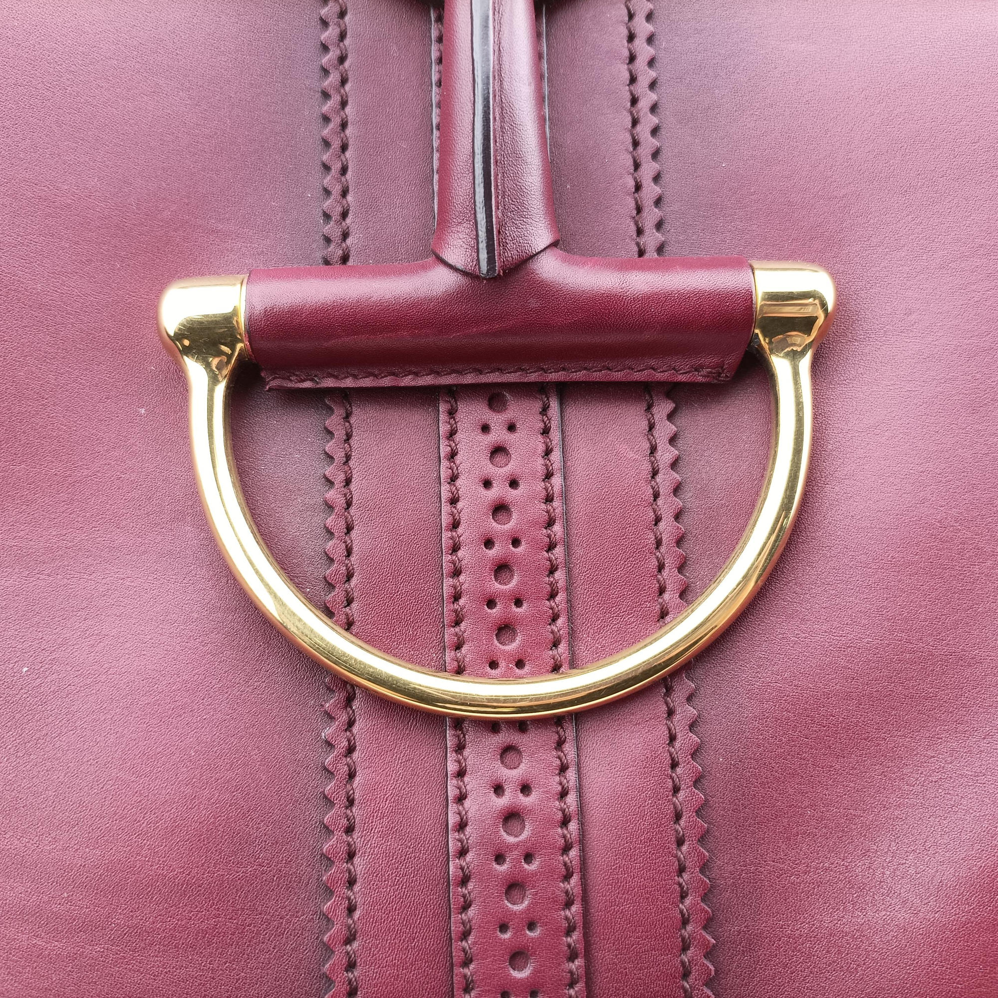 Pre-owned Gucci horse bit Red Leather 296900 handbag | stylenewstar