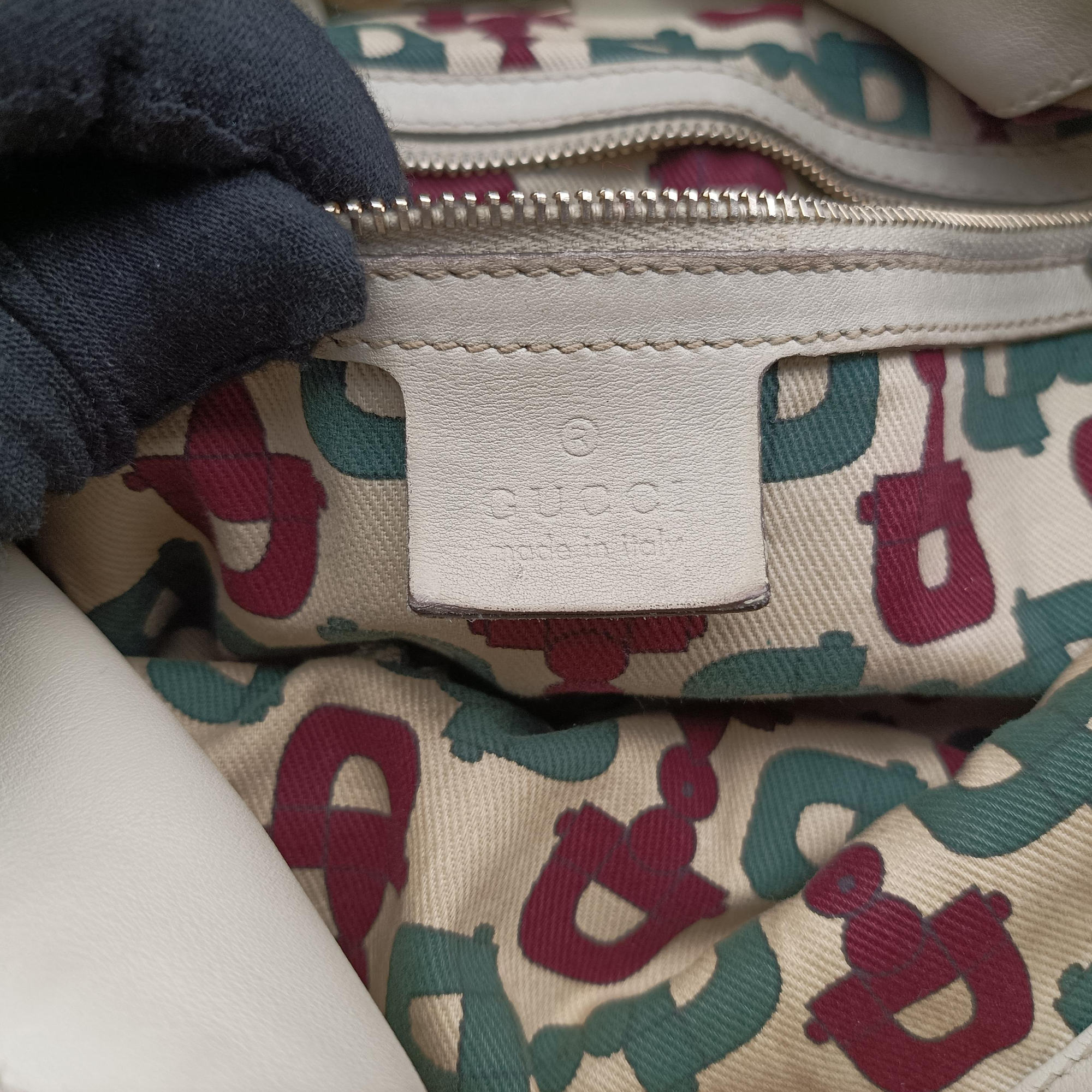 Pre-owned Gucci Indy Hobo White Leather 177139 shoulderbag | stylenewstar