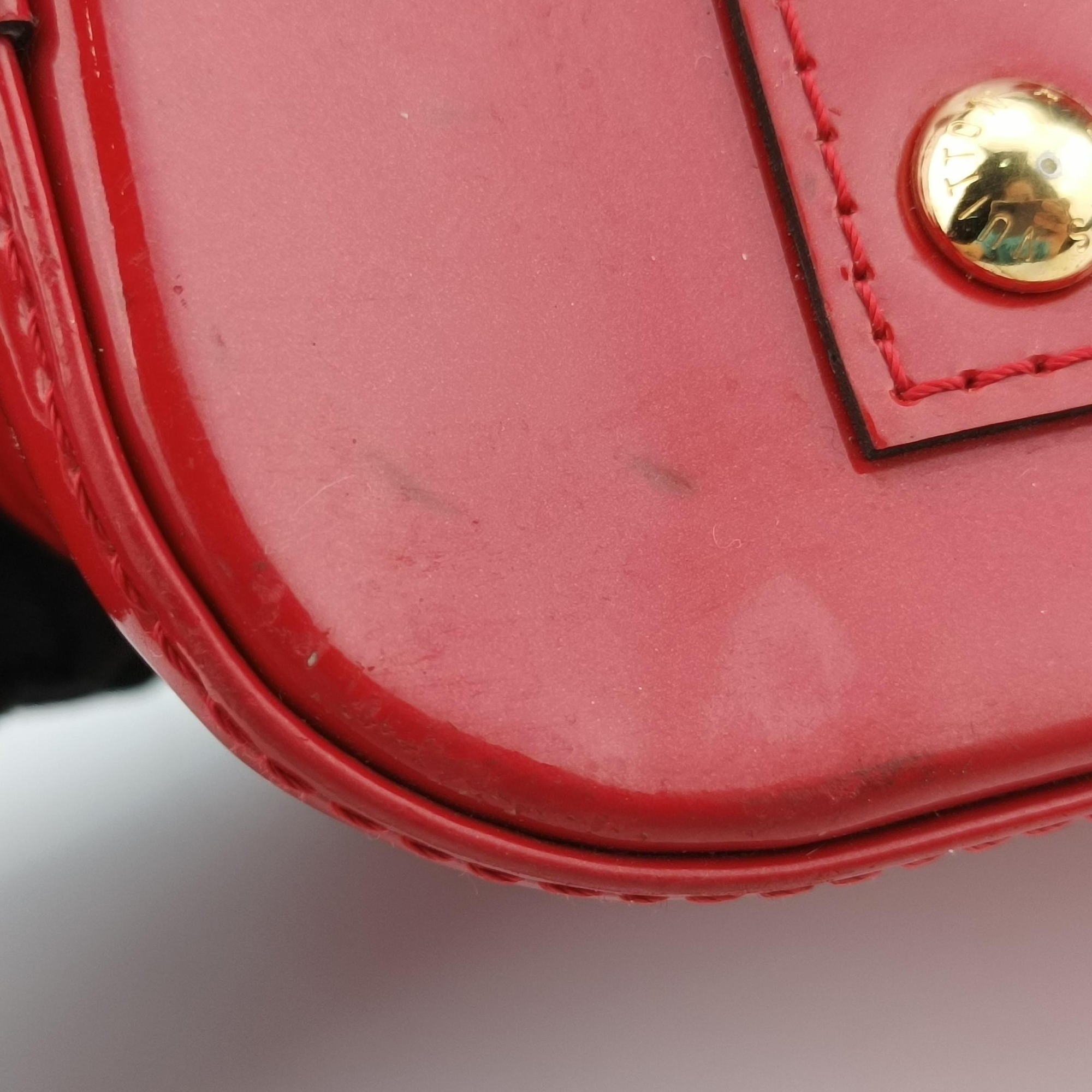 Vintage Louis Vuitton Alma BB CERISE Vernis M90174 shoulderbag | stylenewstar