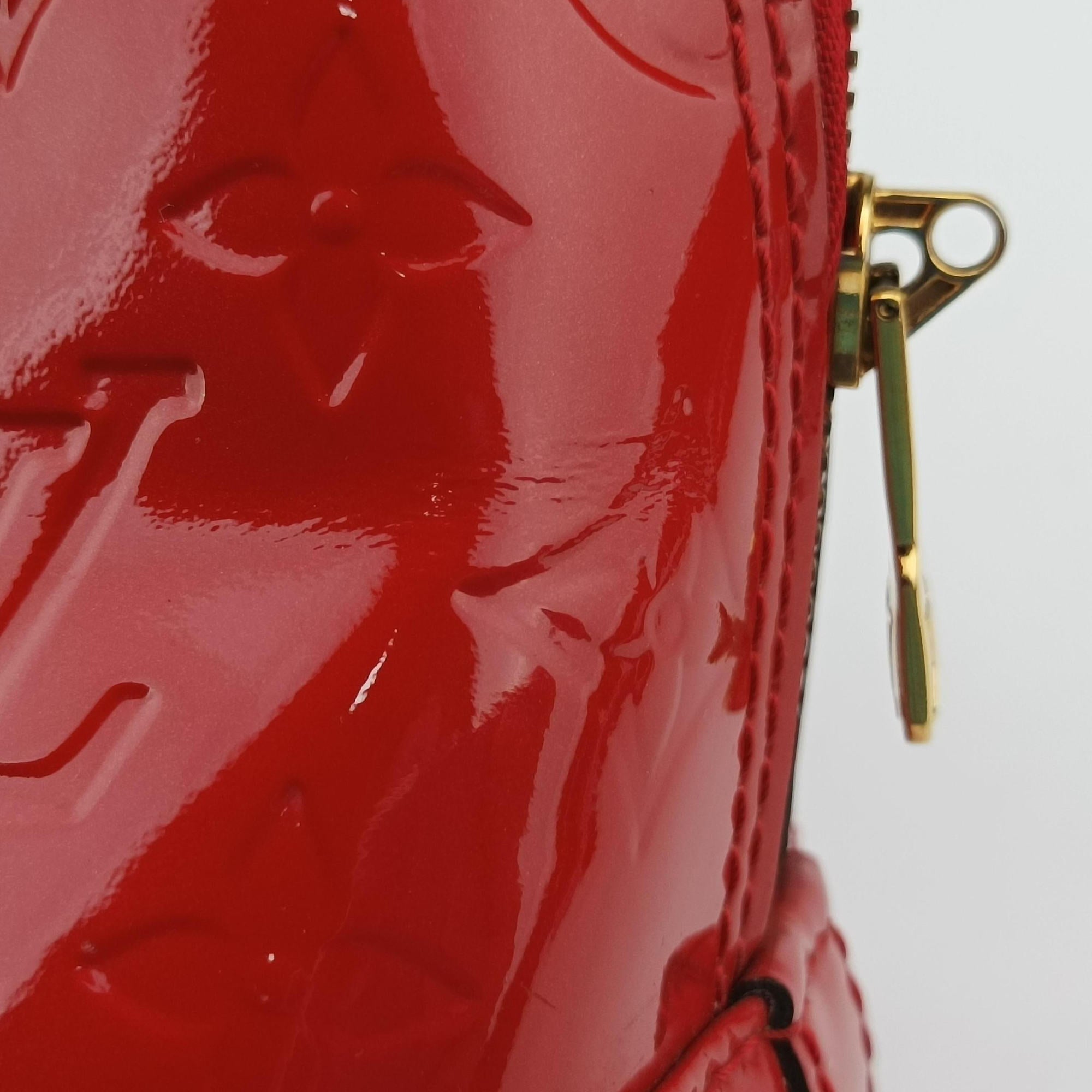 Vintage Louis Vuitton Alma BB CERISE Vernis M90174 shoulderbag | stylenewstar