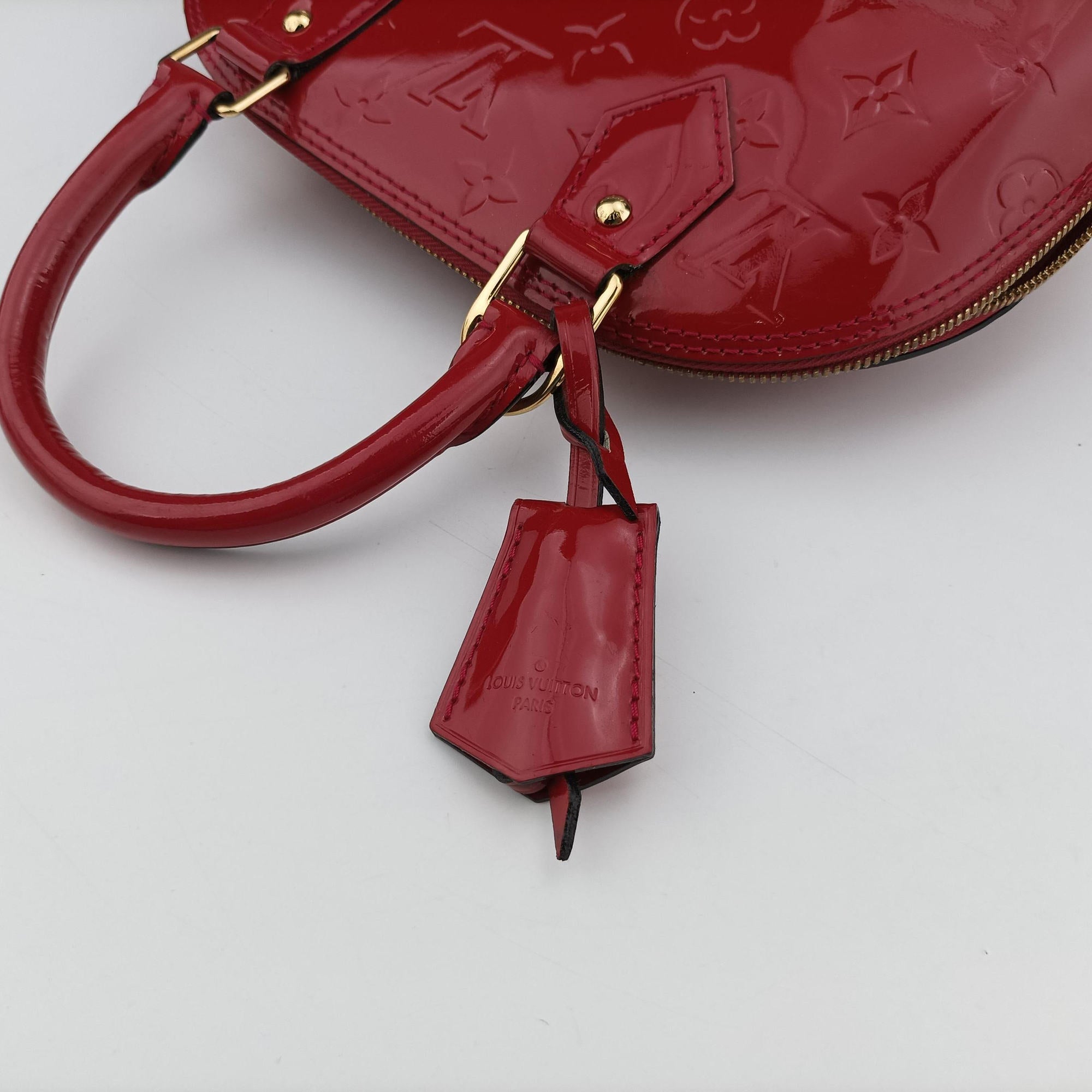Pre-owned Louis Vuitton Alma BB pomme d'amour Vernis M91606 shoulderbag | stylenewstar